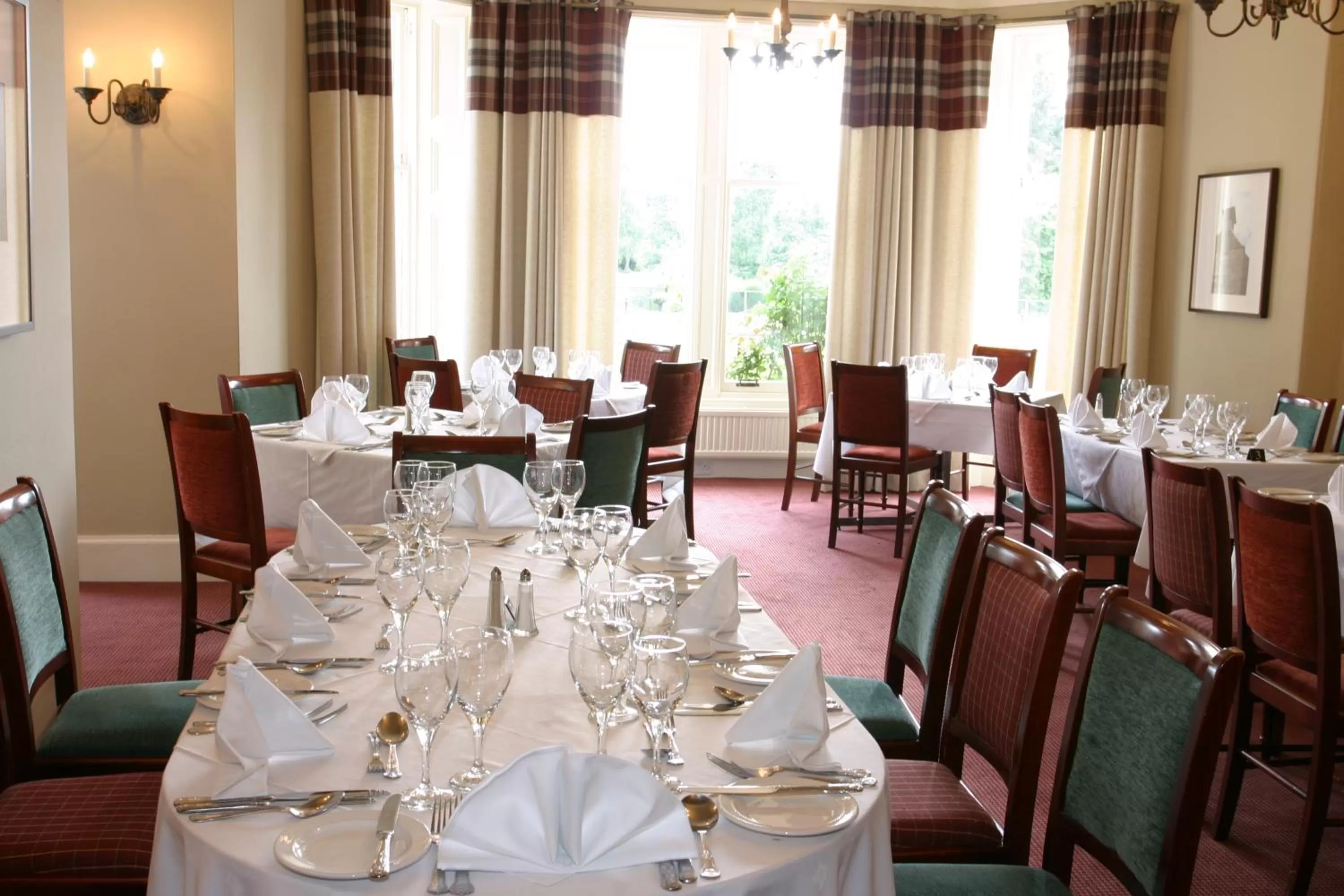 Restaurant/places to eat in Craiglynne Hotel