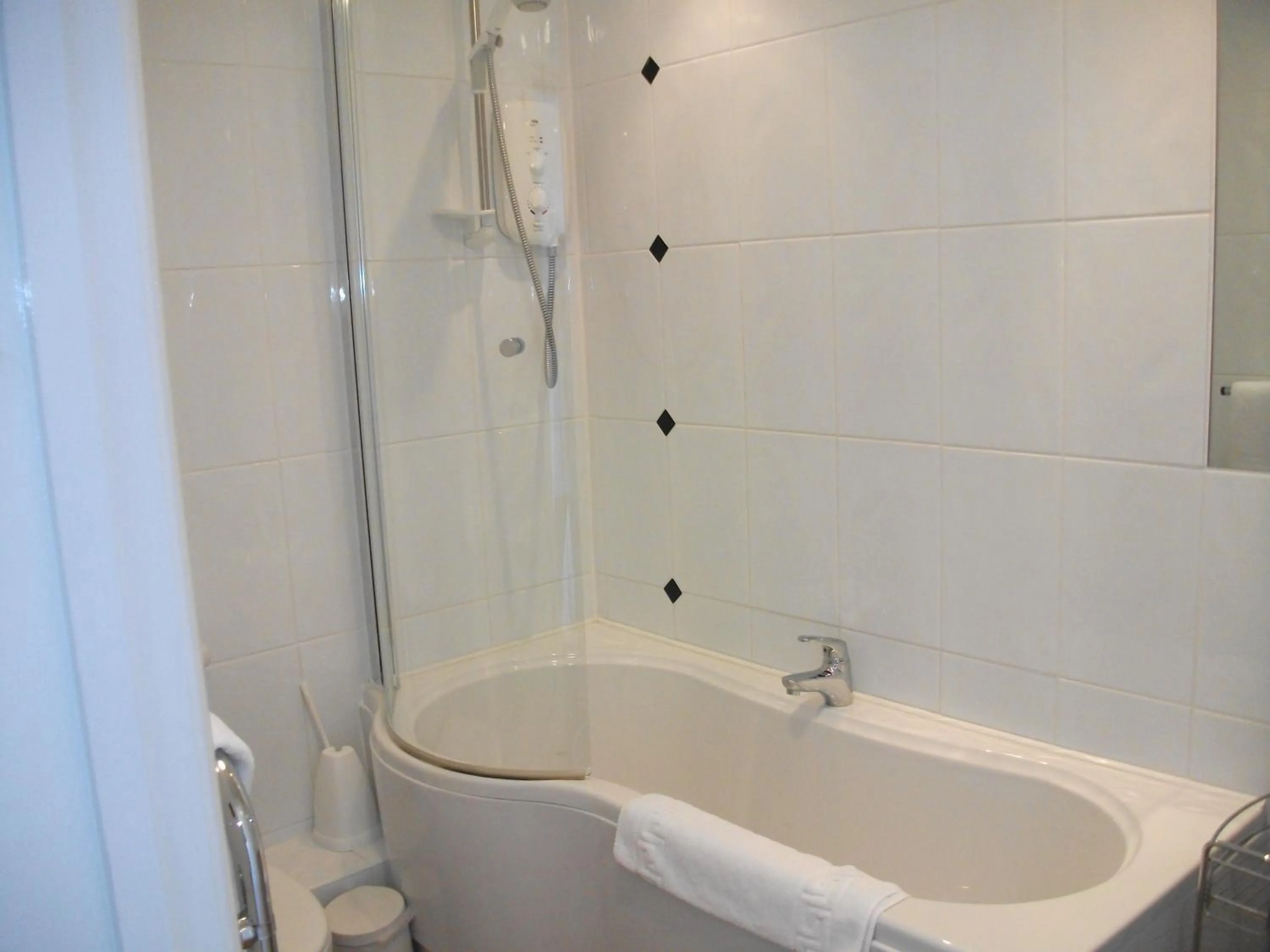 Bathroom in Beacon Country House B & B & Luxury Shepherd Huts