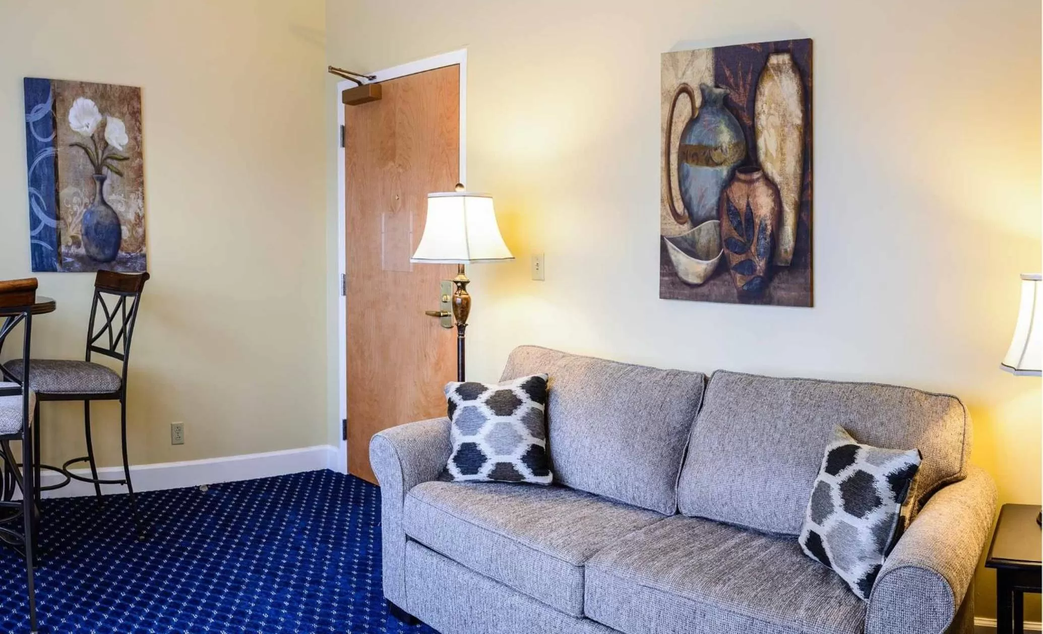 Living room in Asbury Inn & Suites