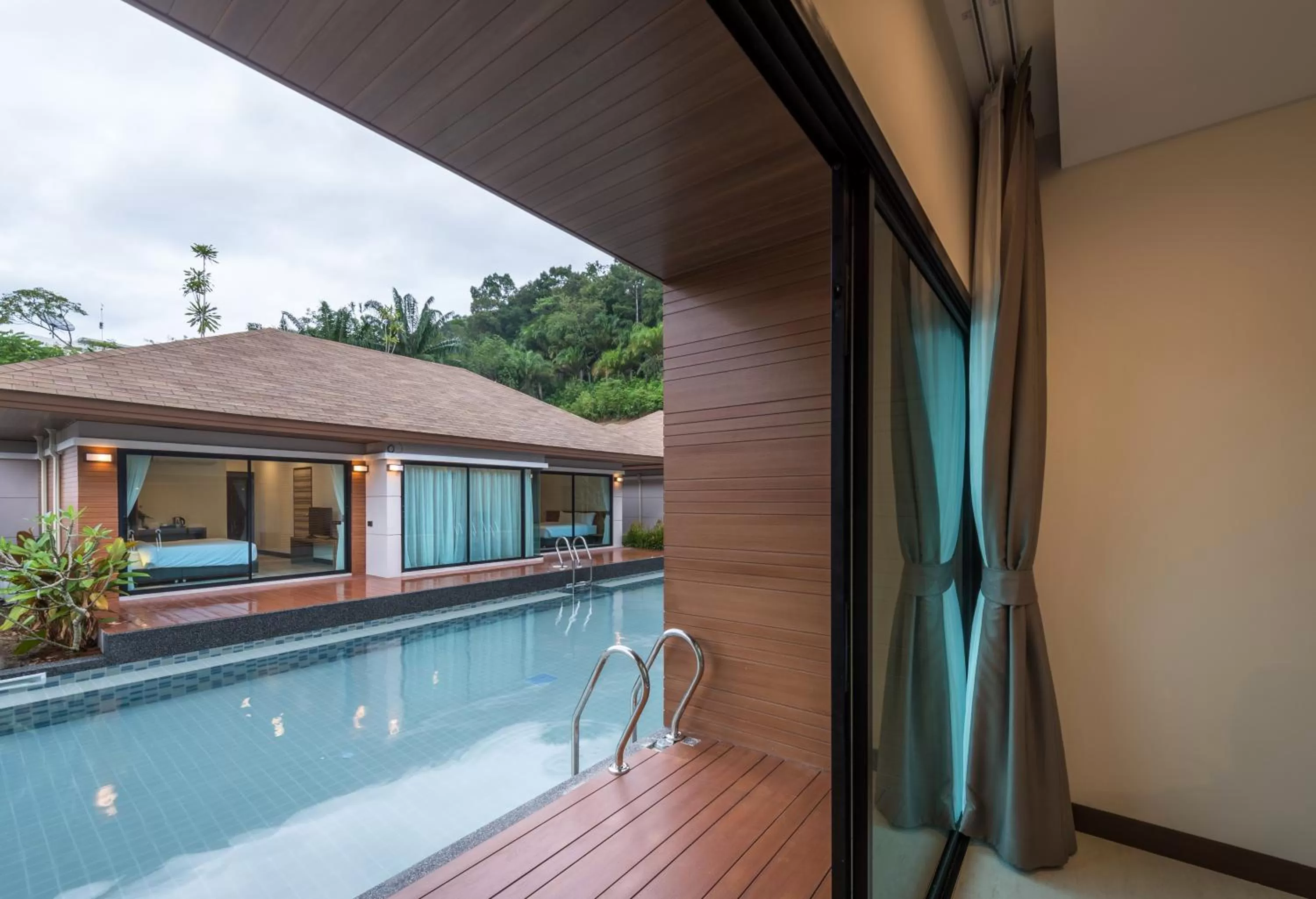 Swimming pool in Cher​mantra​ Aonang​ Resort & Pool​ Suite