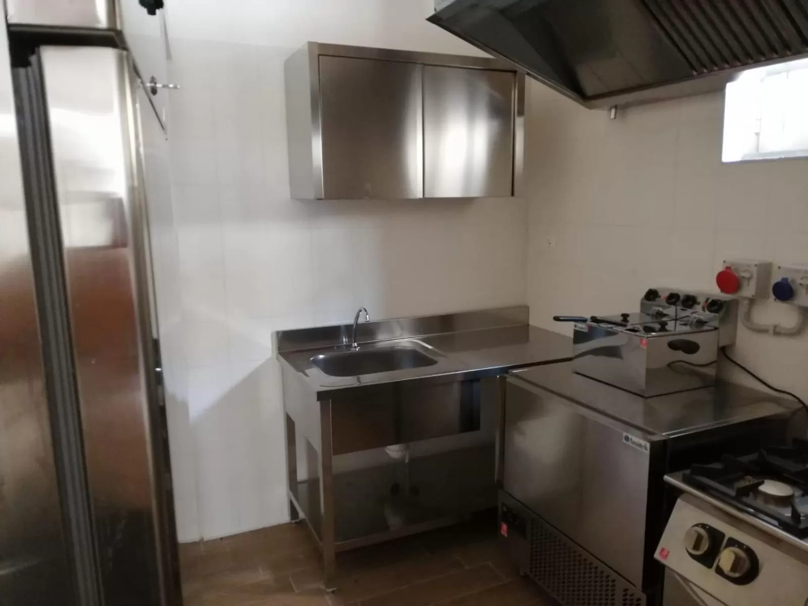 Kitchen or kitchenette in Opera Boutique Rooms