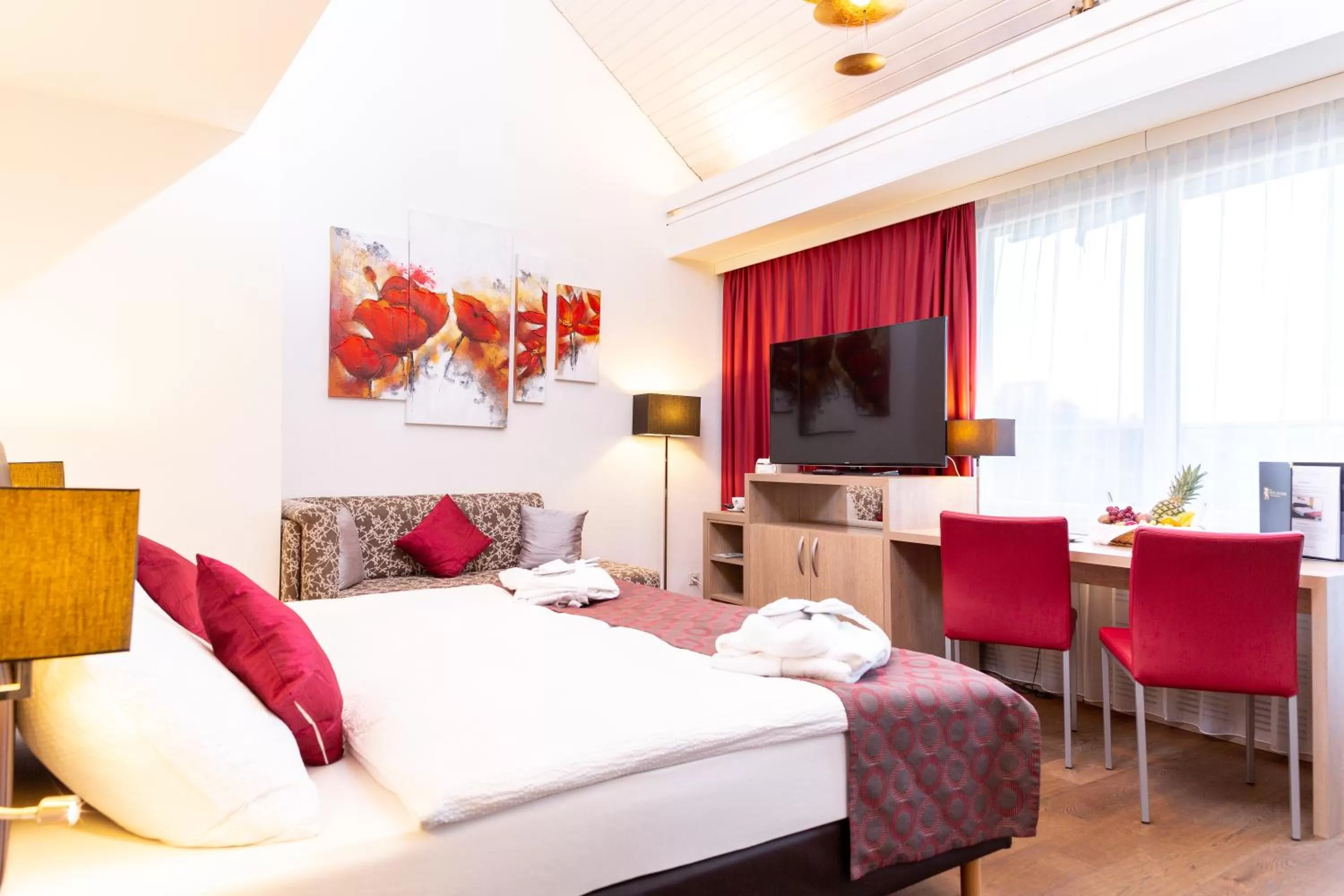 Photo of the whole room, Bed in Hotel Alexander