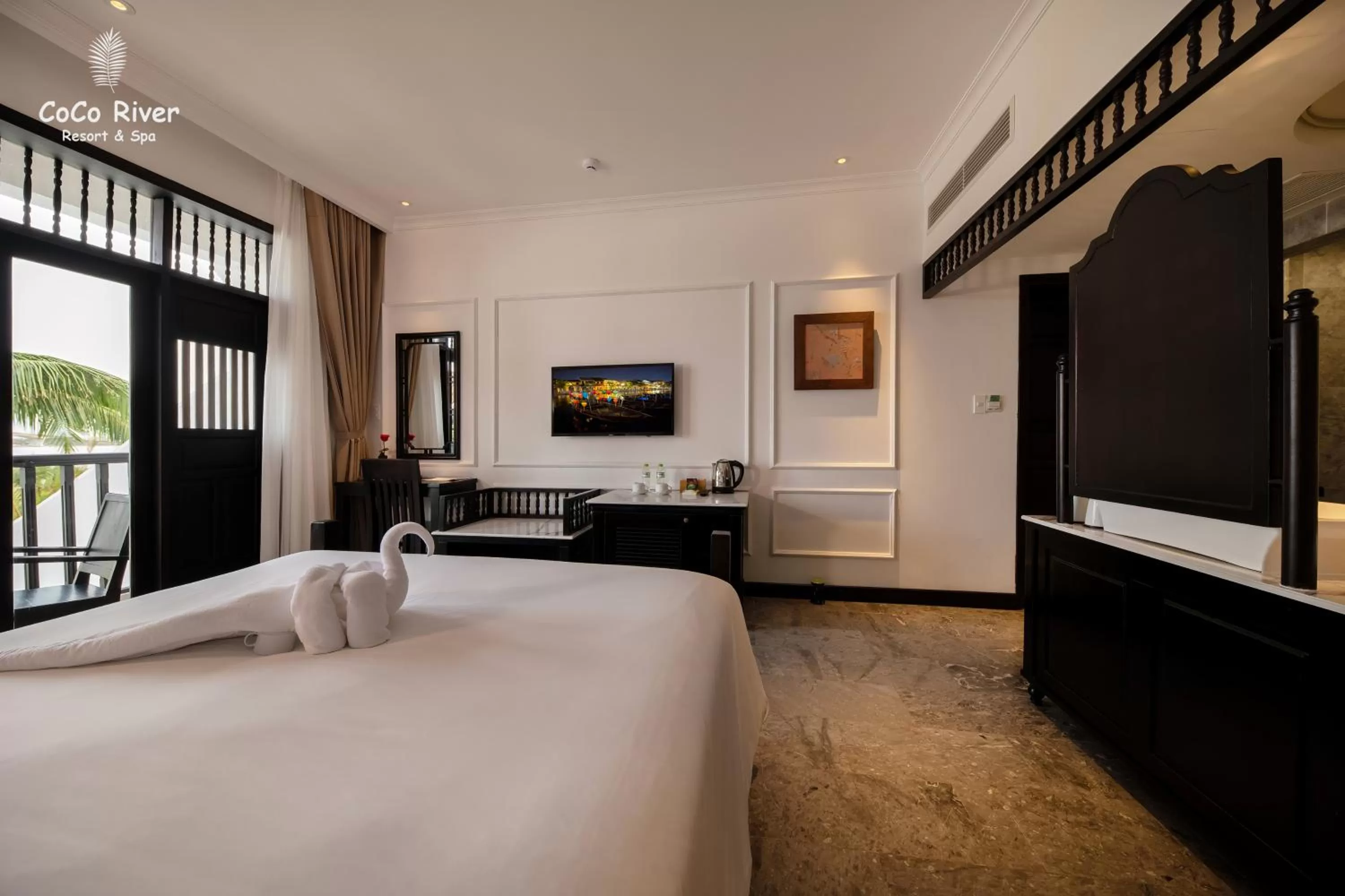 Bed in Hoi An Coco River Resort & Spa