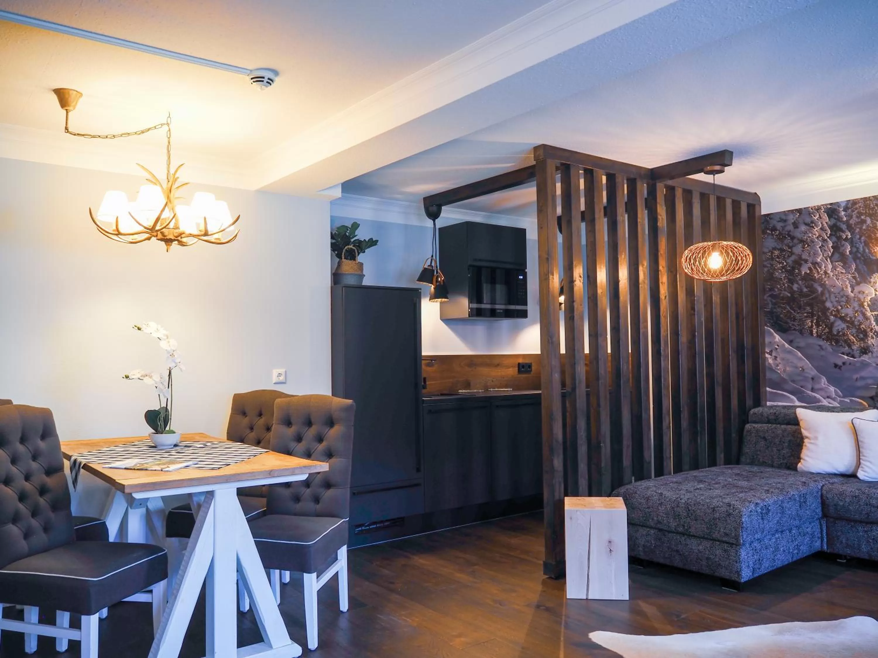 Living room, Dining Area in Sauna & Whirlpool - ALPENLIEBE APARTments