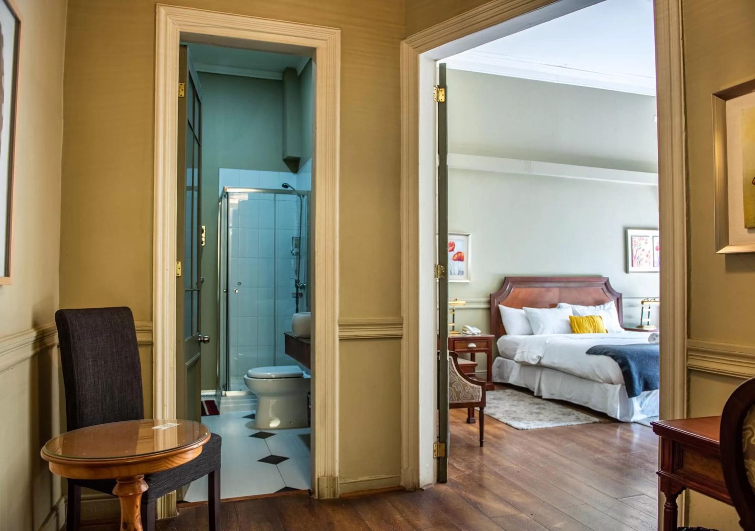 Bedroom, Bed in Hotel Casa Zañartu