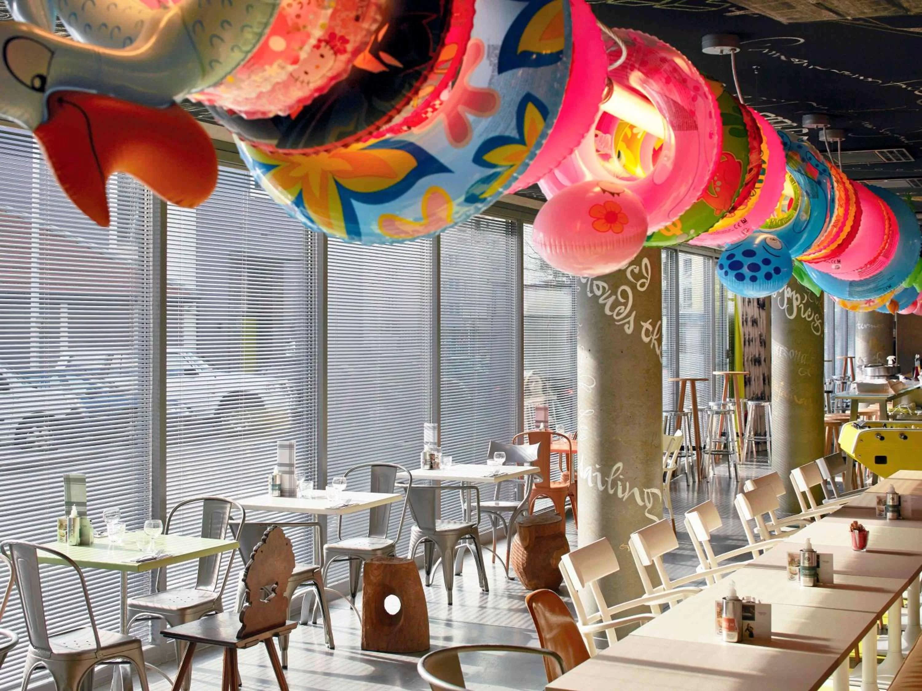 Restaurant/places to eat in Mama Shelter Lyon