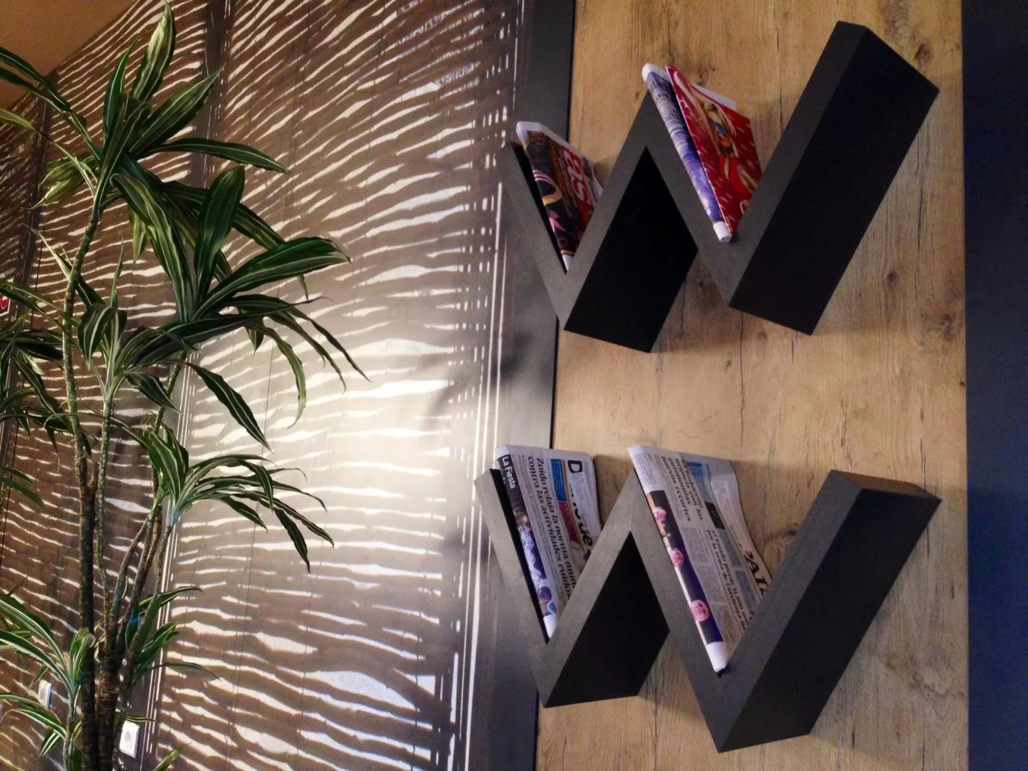 Lobby or reception in Ibis Sevilla