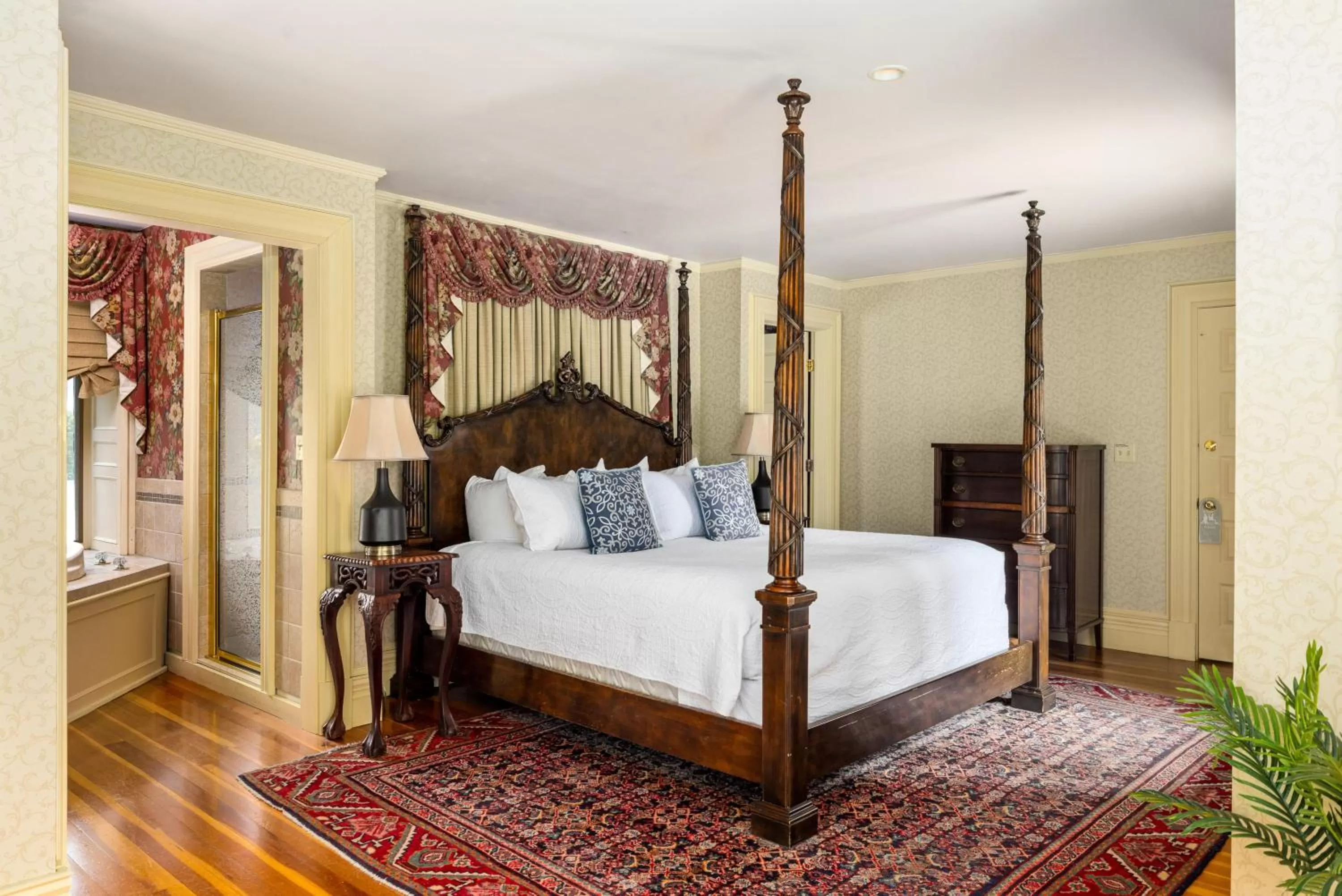 Bed in The Inn at Erlowest