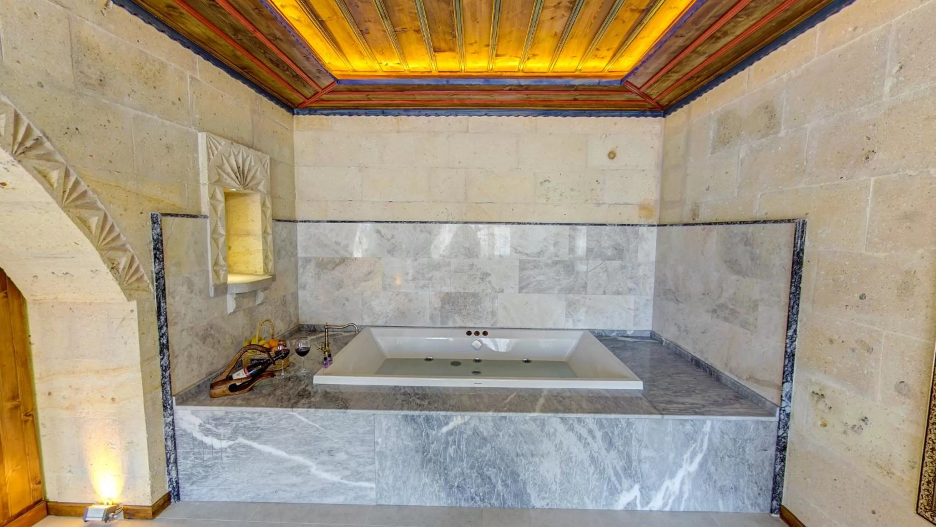Hot Tub in Premium Cappadocia House