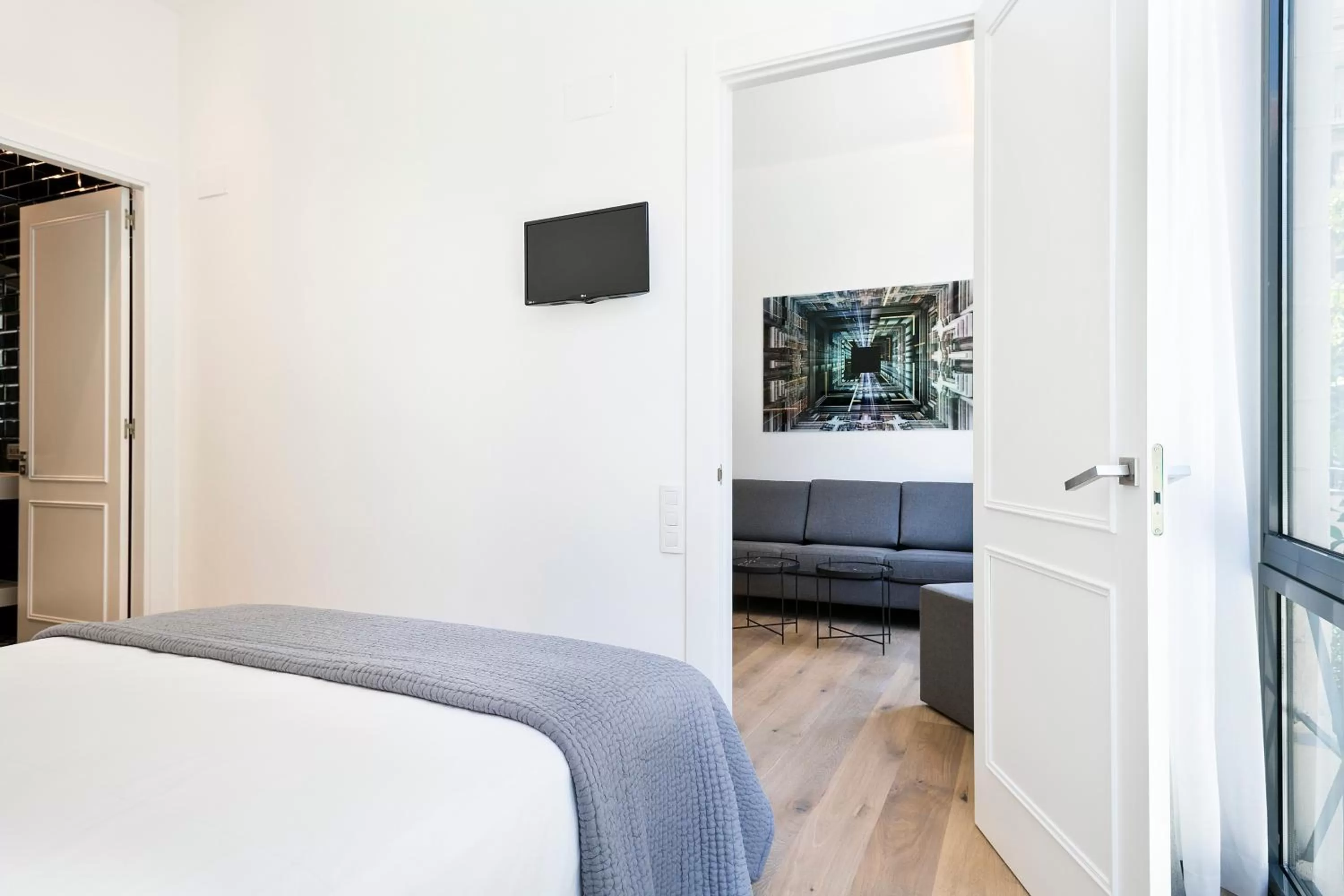 TV and multimedia, Bed in Murmuri Residence Mercader