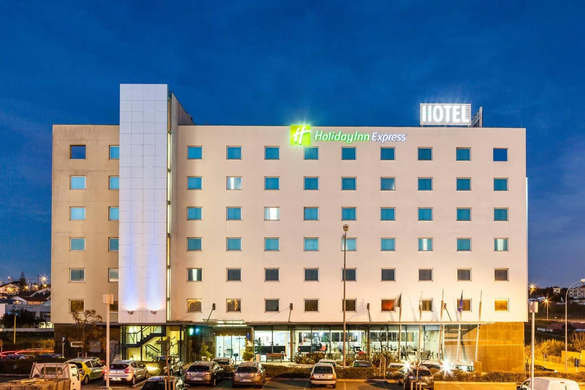 Property building in Holiday Inn Express Lisbon-Oeiras by IHG