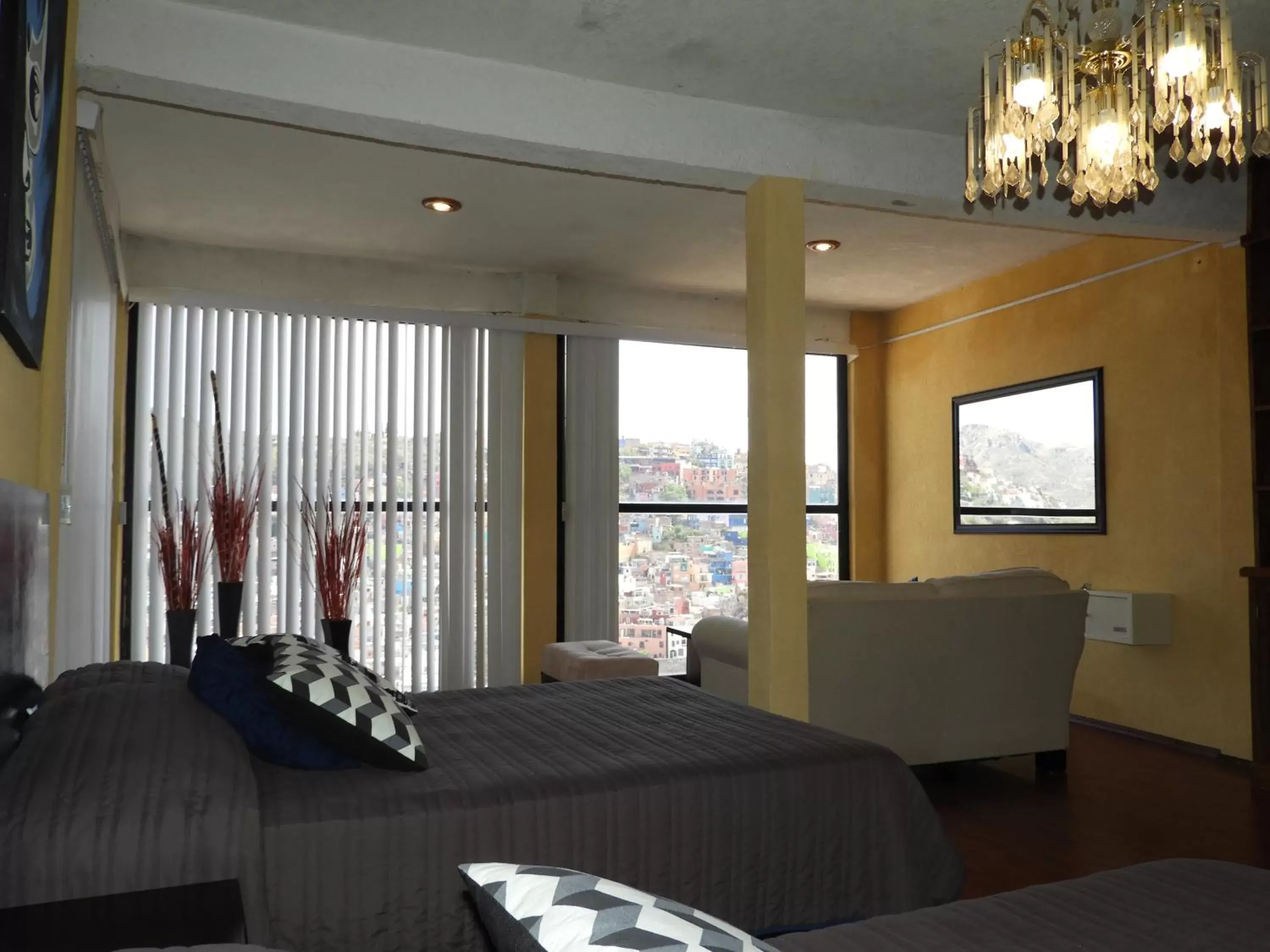 Suite with City View in La Lotería Panoramic House & Rooftop by Lunian Suite with City View in La Lotería Panoramic House & Rooftop by Lunian