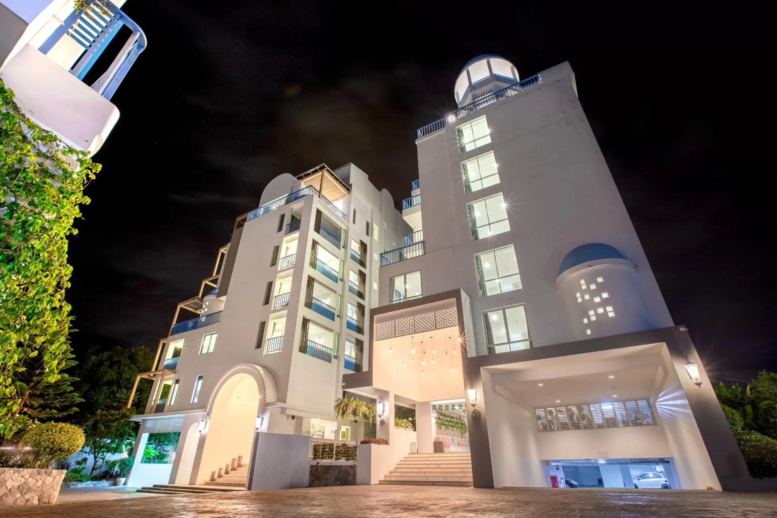 Facade/entrance in Costa Beach Residence & Jacuzzi