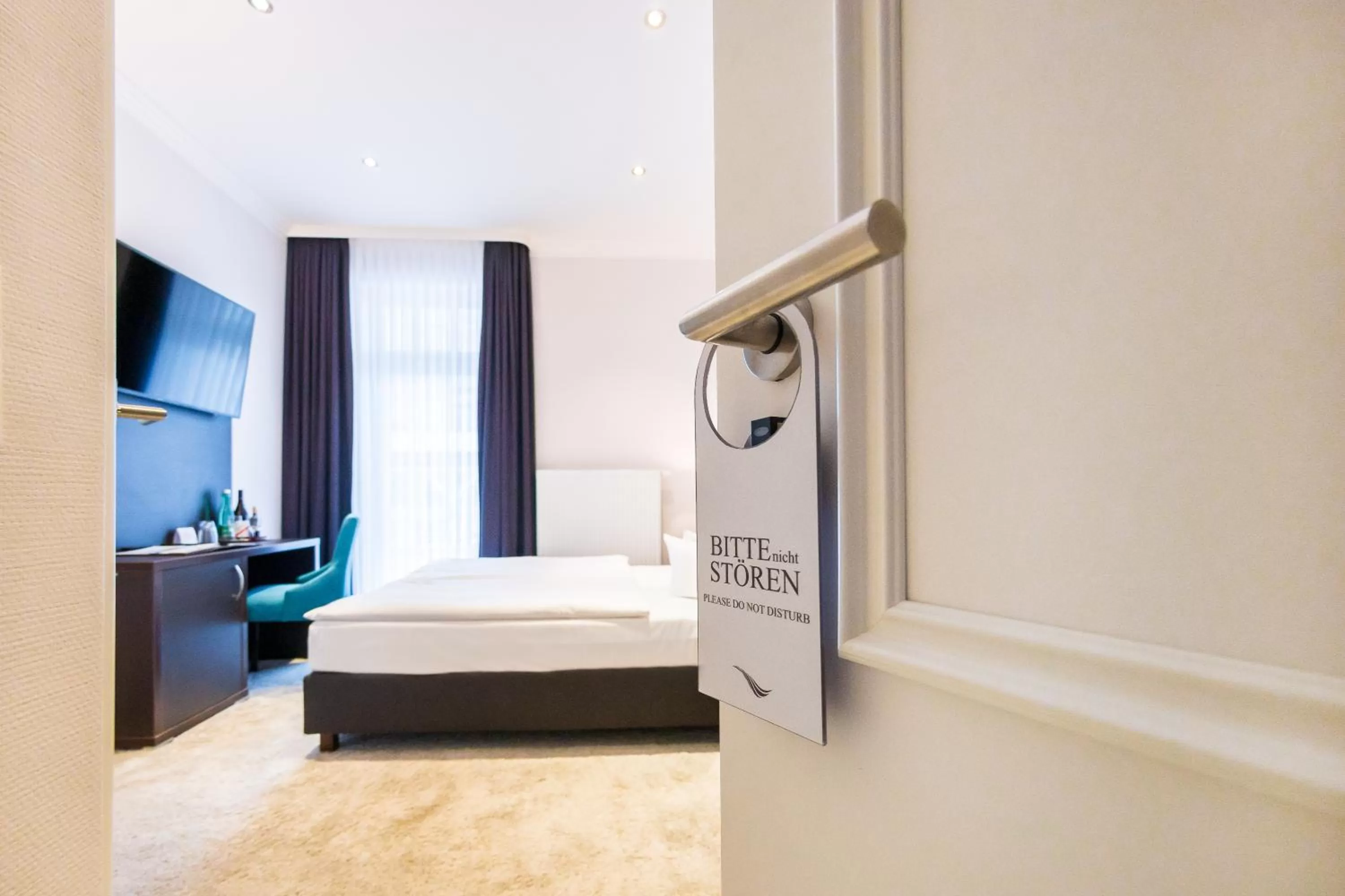 Photo of the whole room, TV/Entertainment Center in Hotel Villa Belvedere