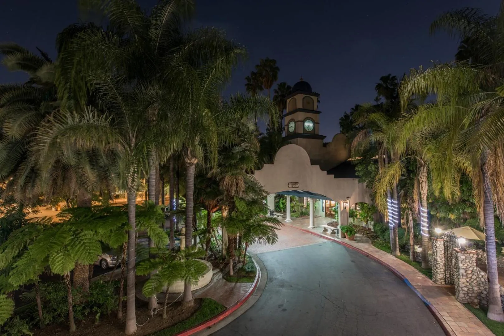 Property building in Vanllee Hotel