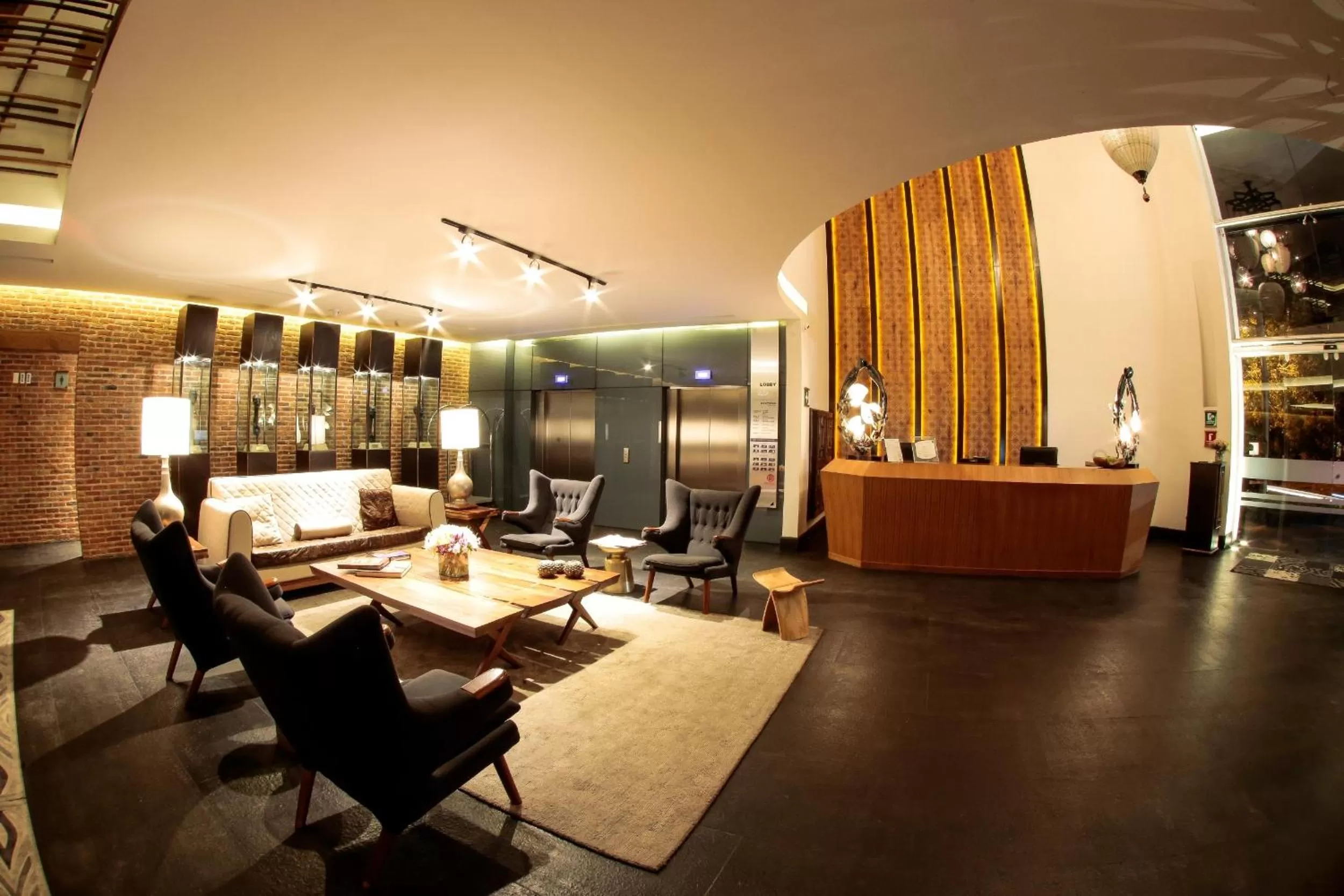 Lobby or reception in Square Small Luxury Hotel - Providencia