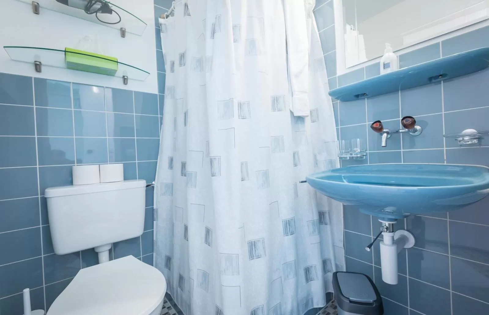 Shower, Bathroom in Hotel Franz Anton