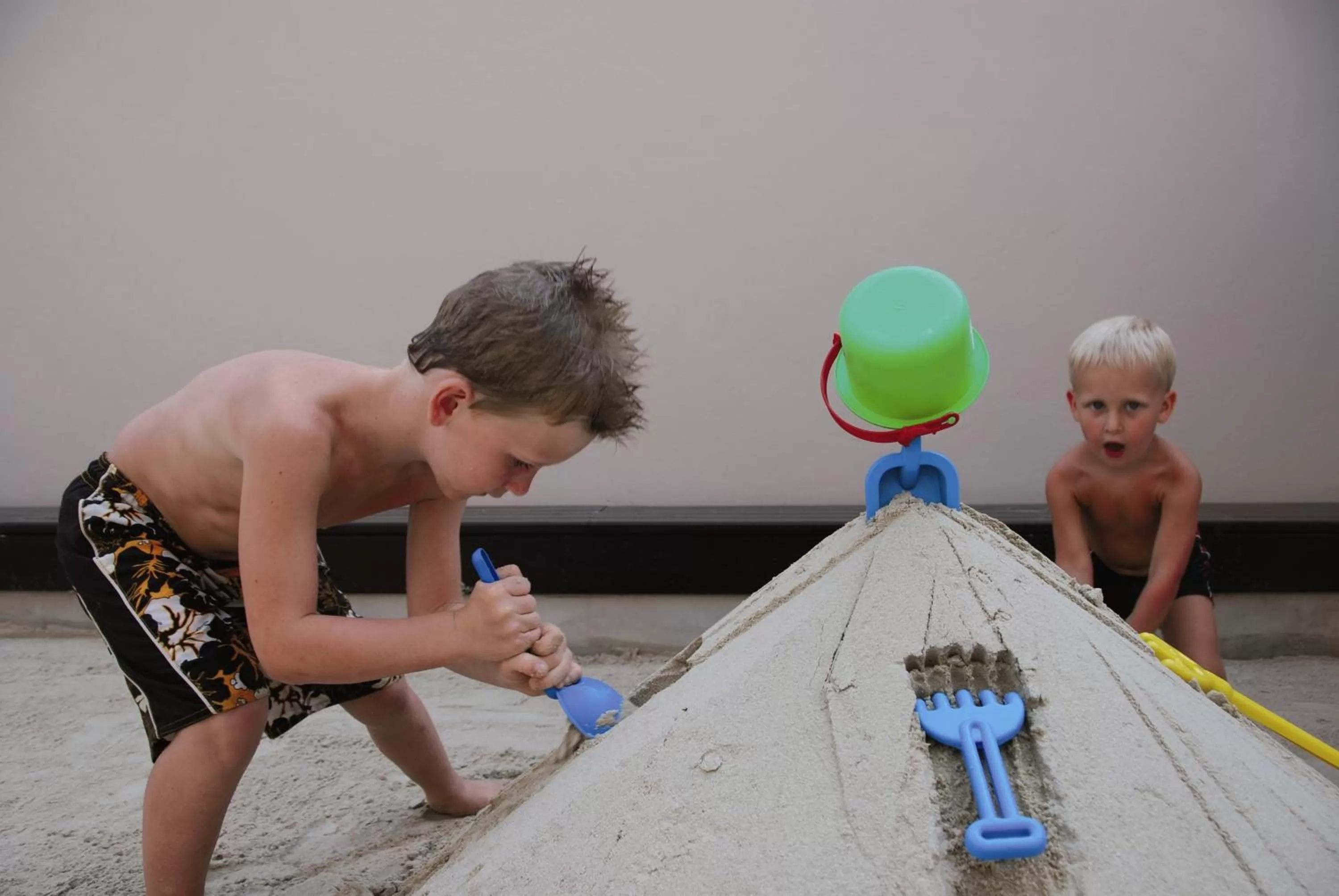 People in Tara Mantra Cha-Am Resort