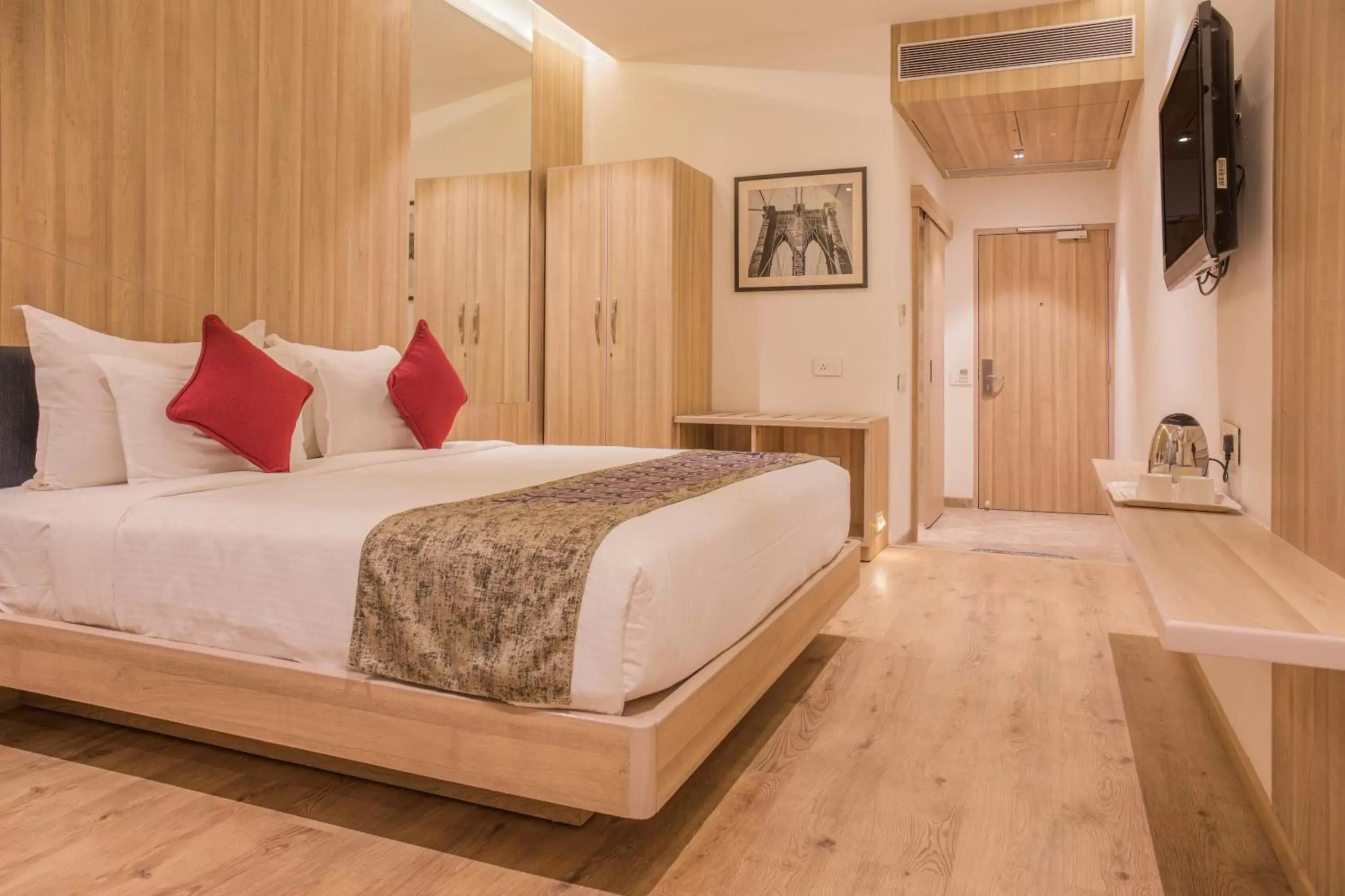 Premium Room Twin Bed - single occupancy in Centre Point Navi Mumbai Premium Room Twin Bed - single occupancy in Centre Point Navi Mumbai