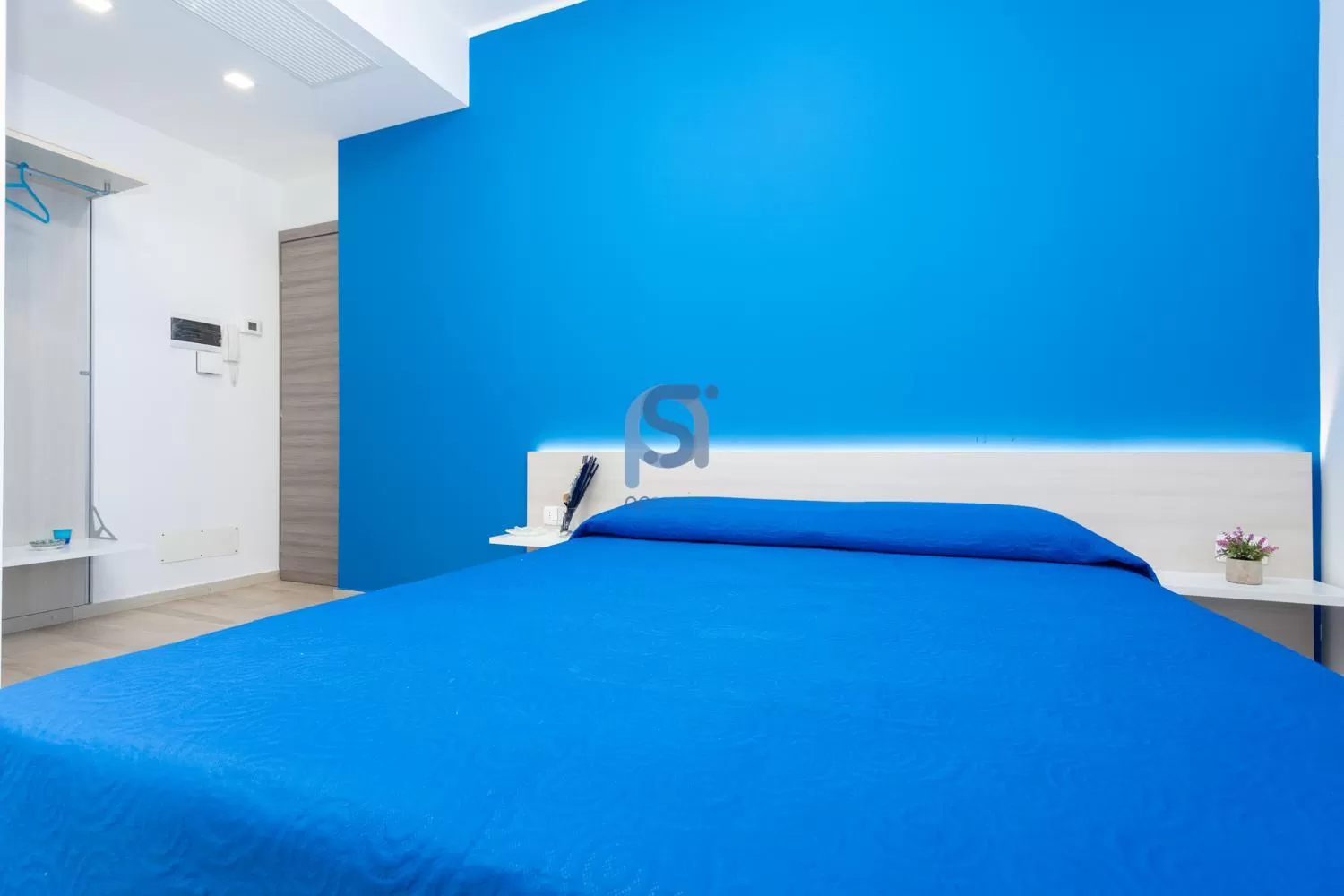 Bedroom, Bed in B&B Panorama - Self Check in