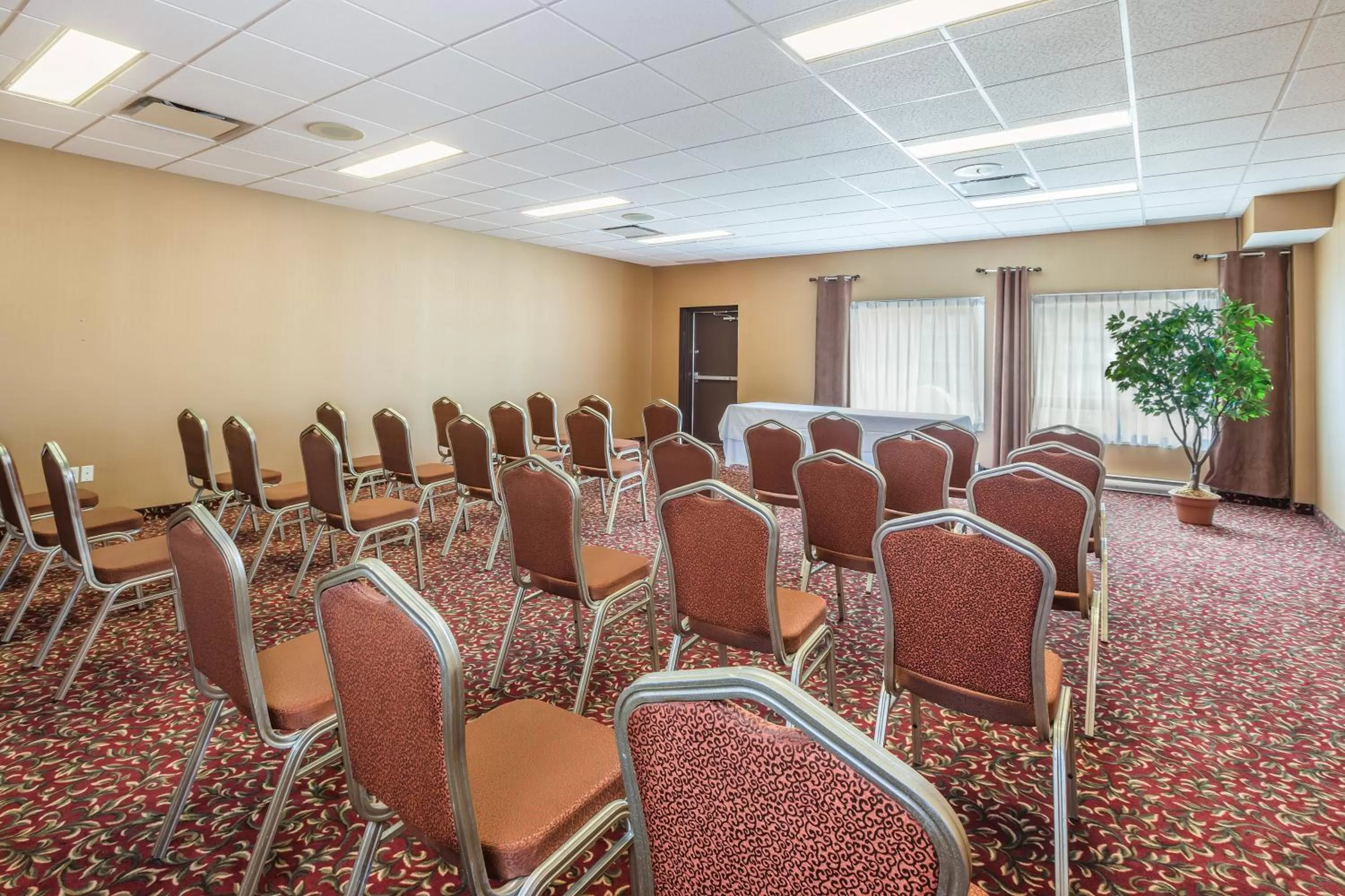 Business facilities in Hotel Universel