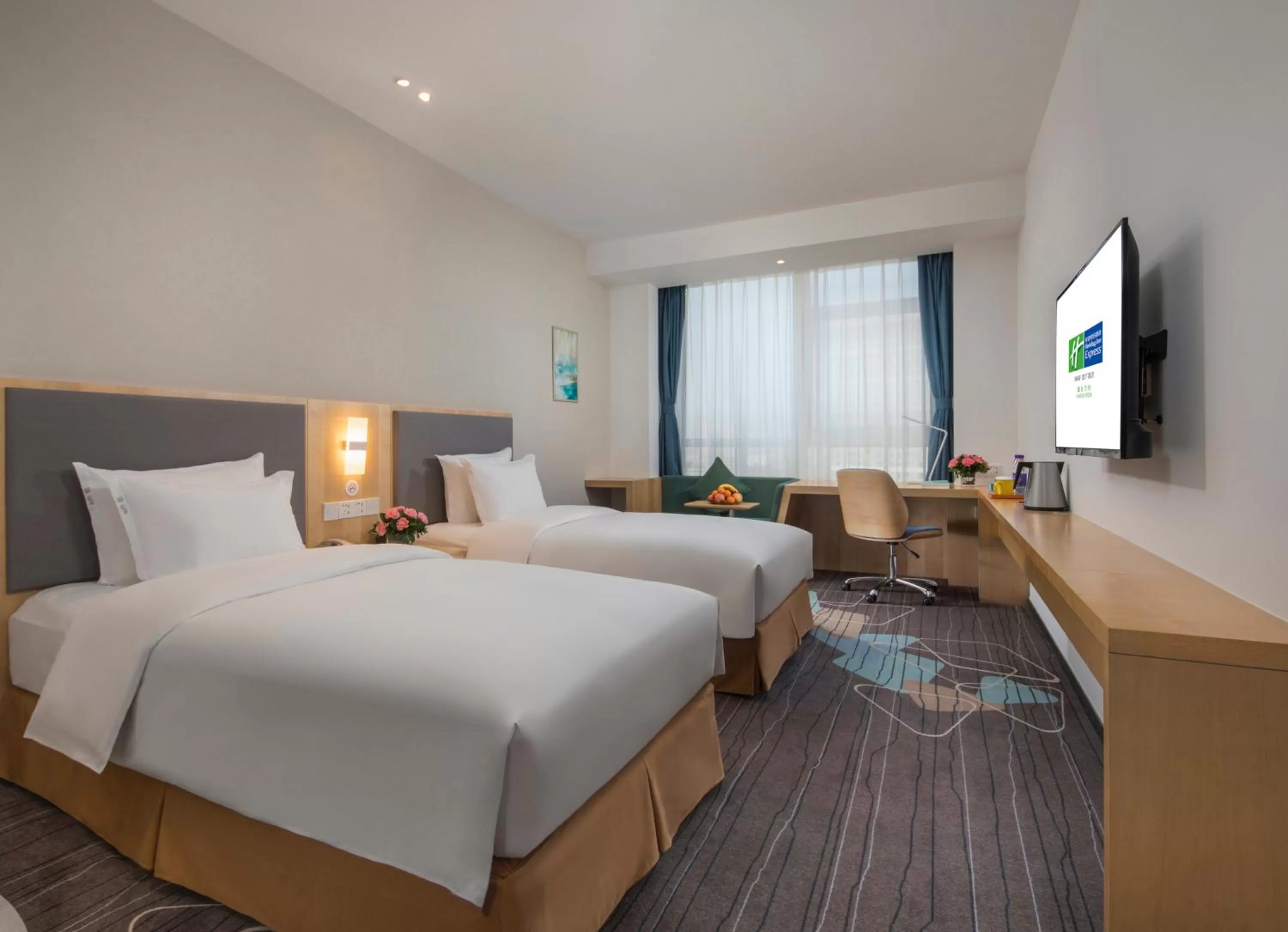 Photo of the whole room, Bed in Holiday Inn Express - Yantai YEDA by IHG