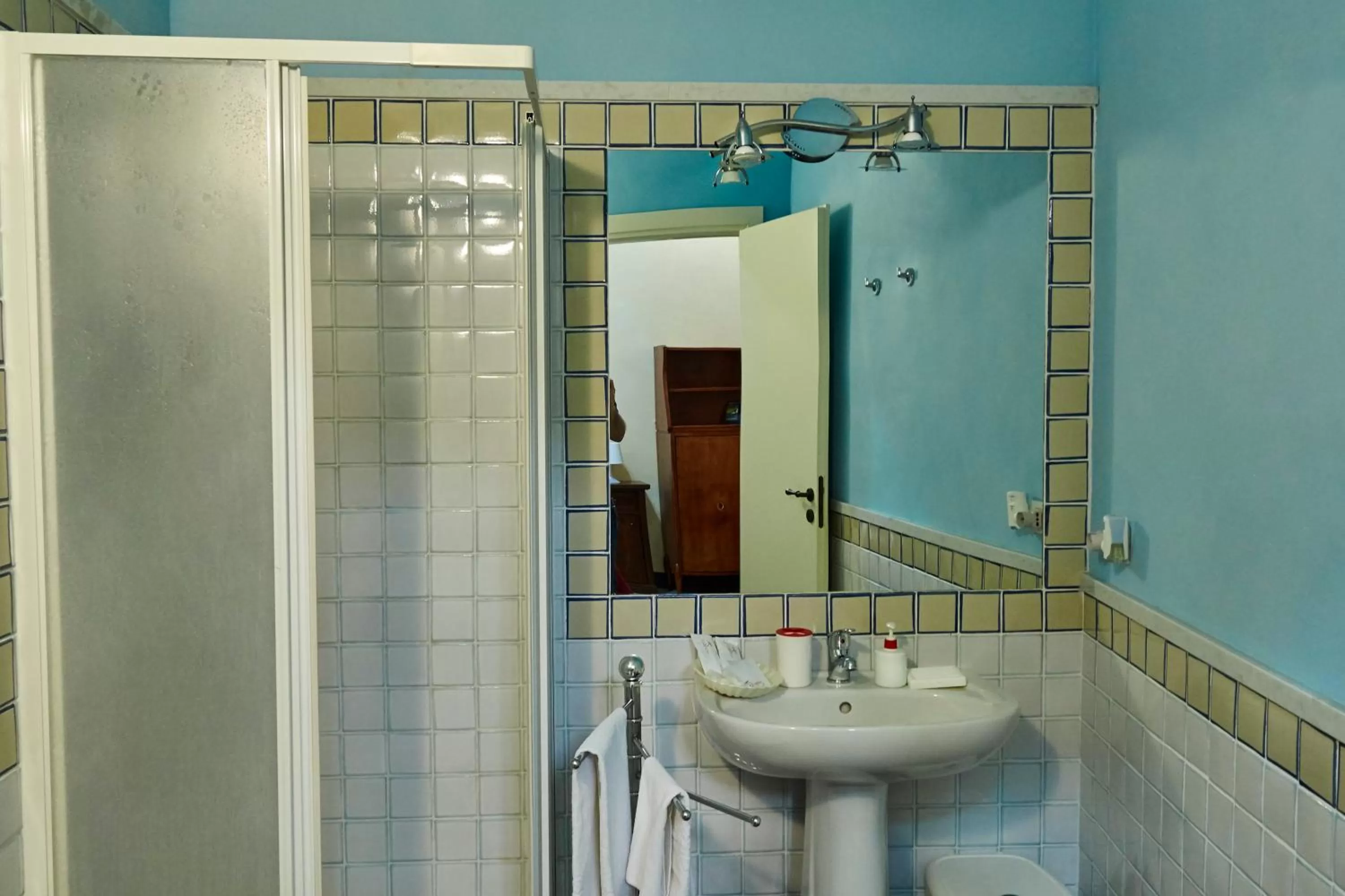 Shower in Alloggio della Posta Vecchia