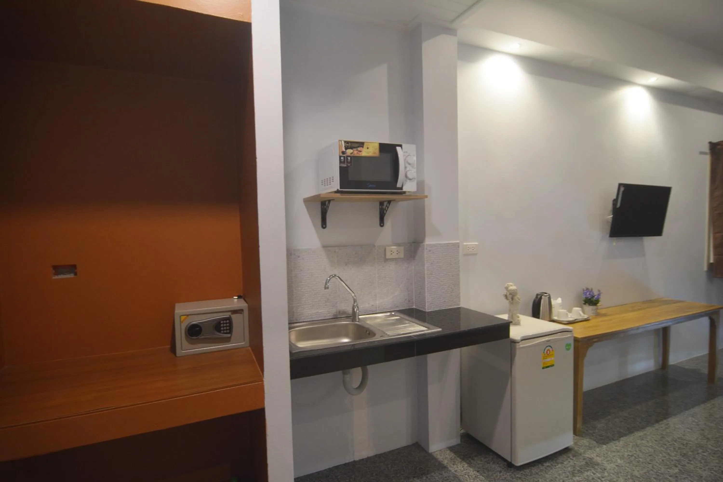 Kitchen or kitchenette in My Home Lantawadee Resort