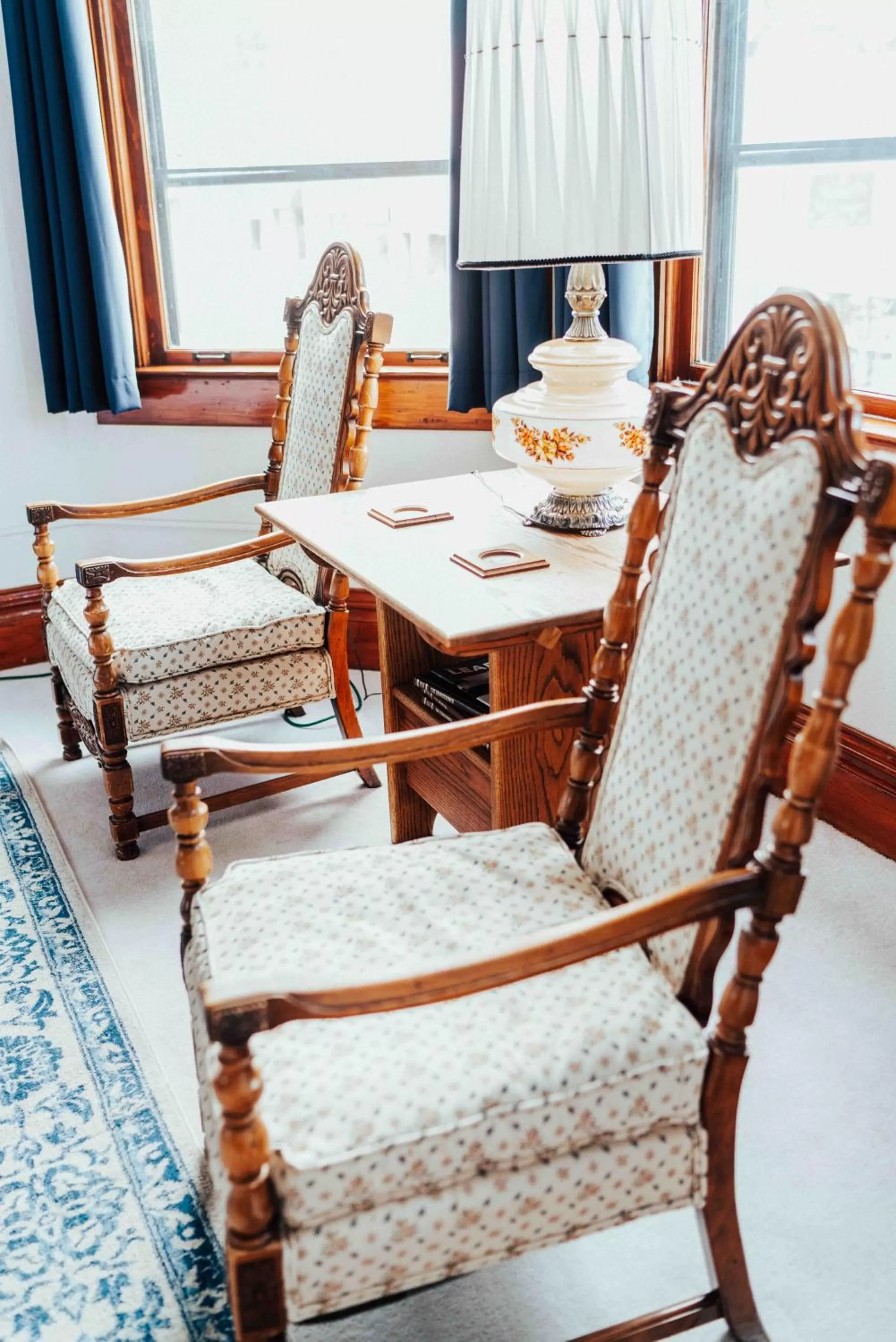 Seating area in Town Hall Inn