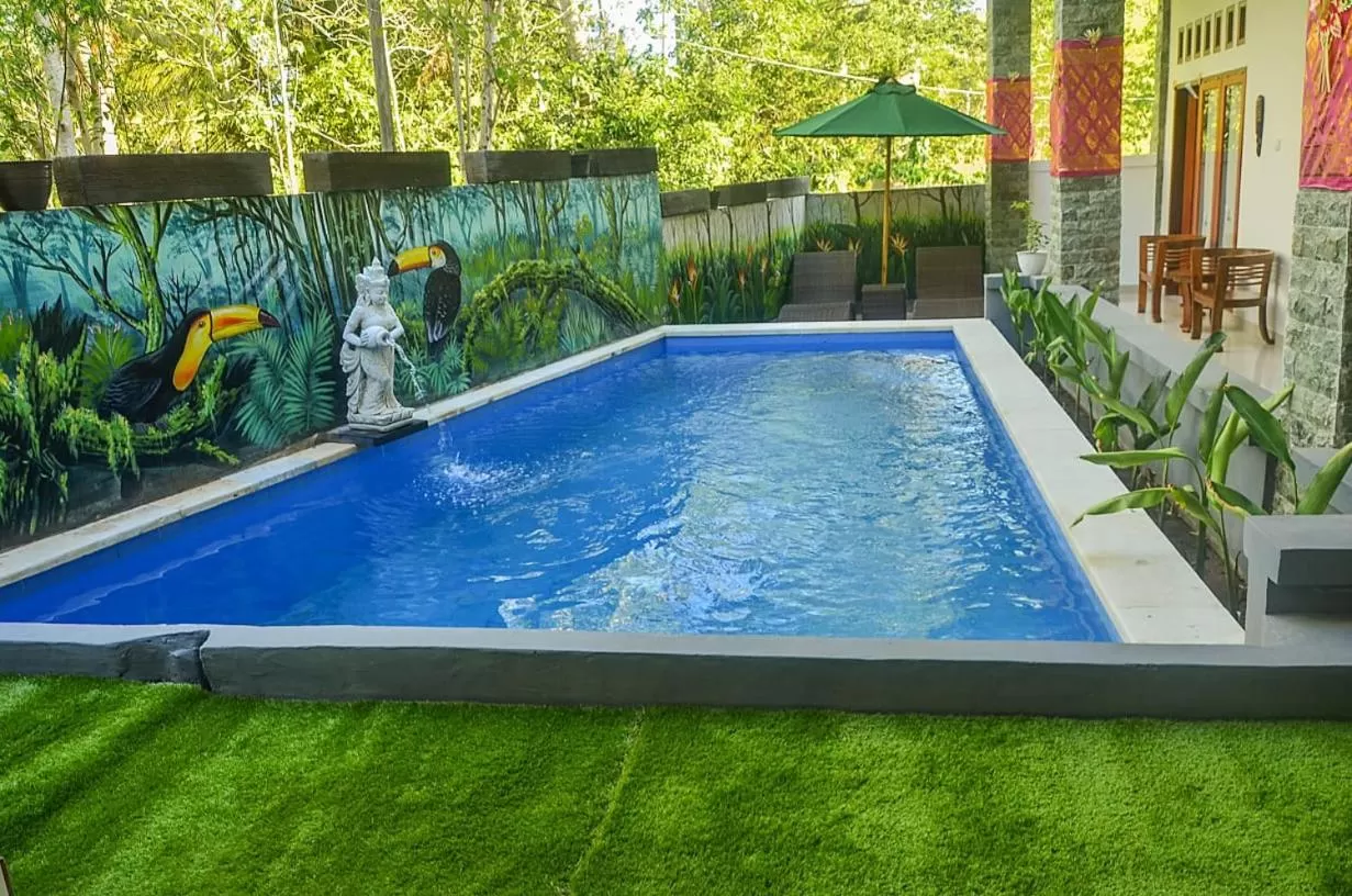 Swimming pool in The Puncak Santhi Inn