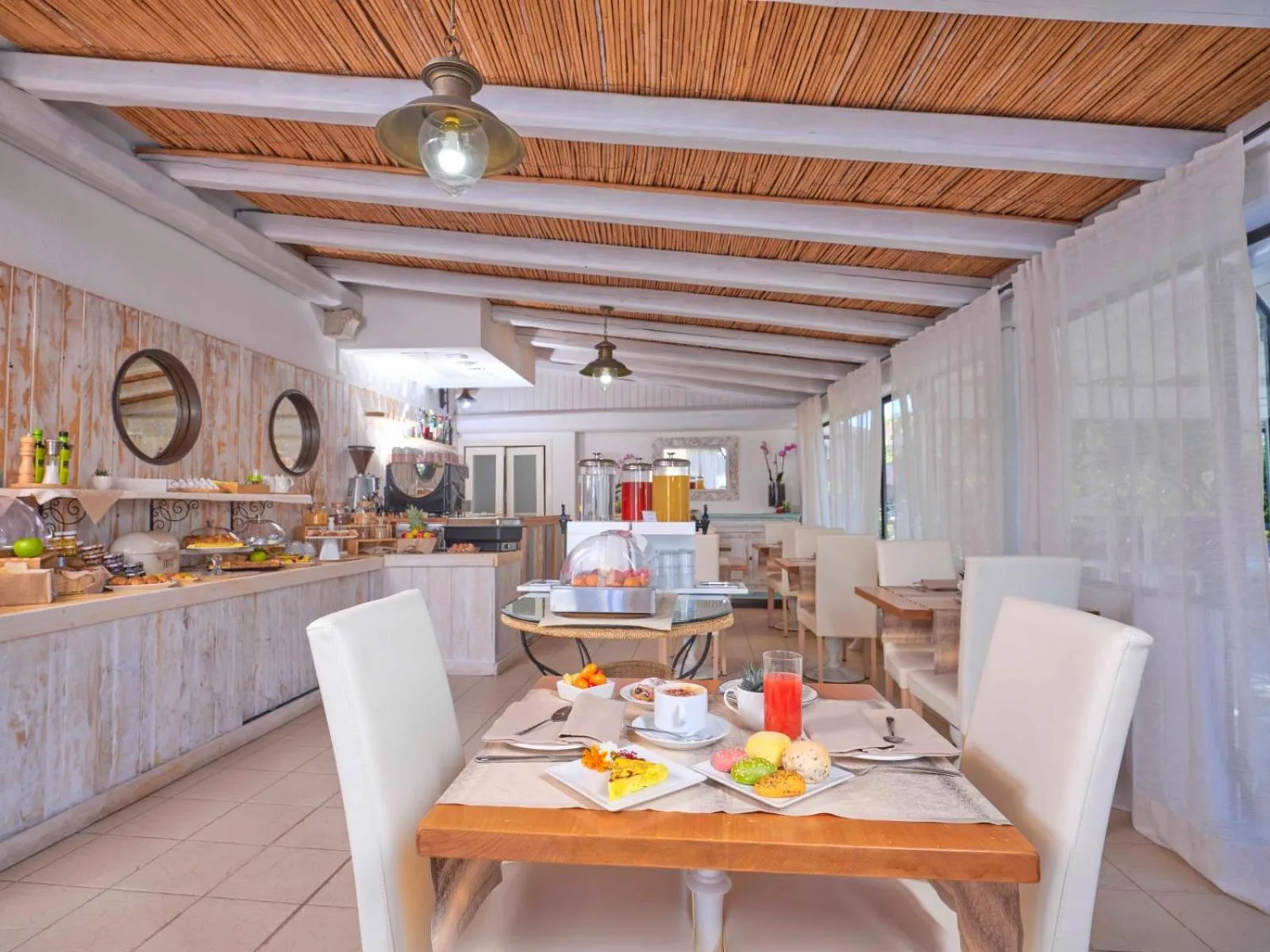 Restaurant/places to eat in Dolce Vita Boutique Hotel