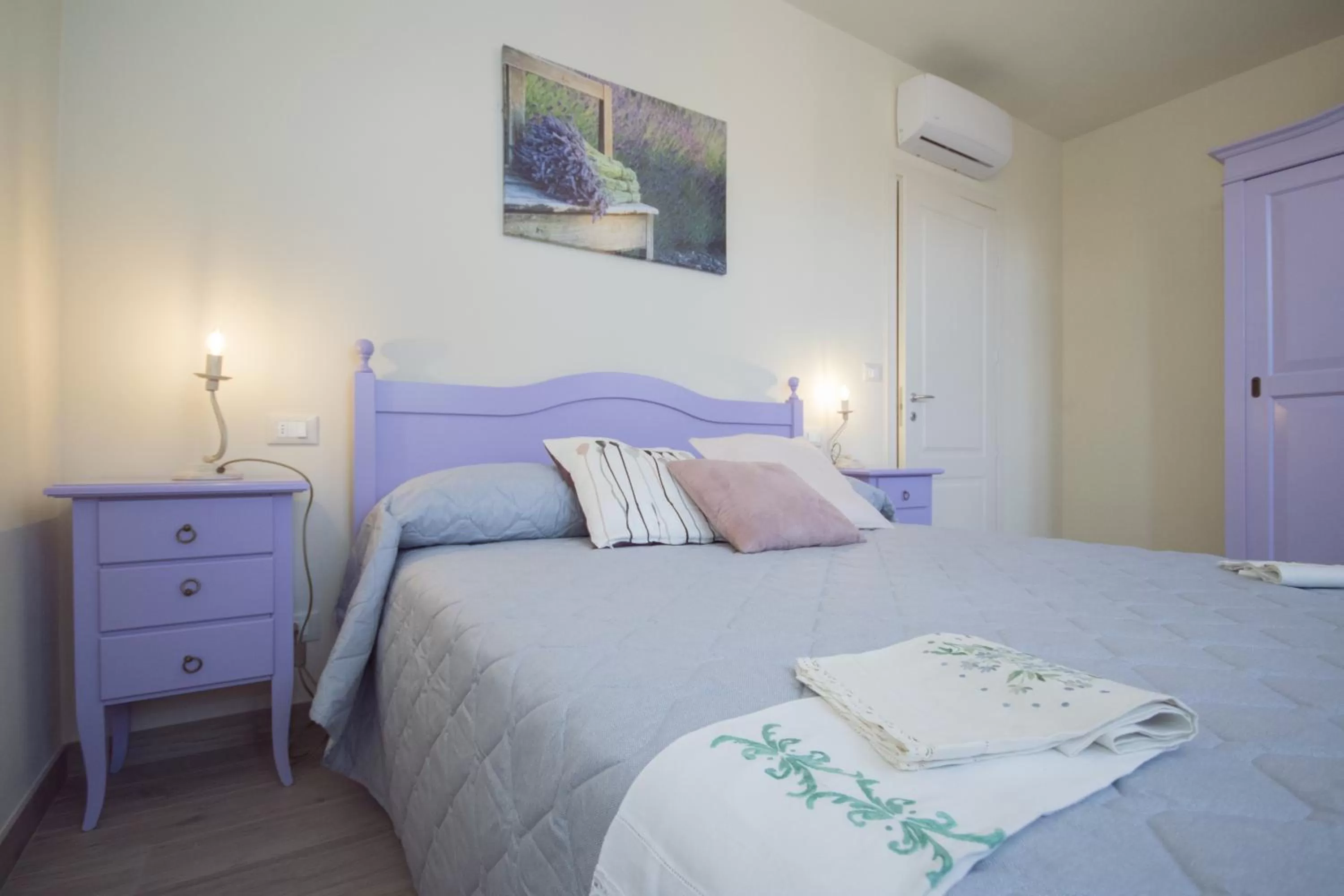 Bedroom, Bed in Il Tremarino