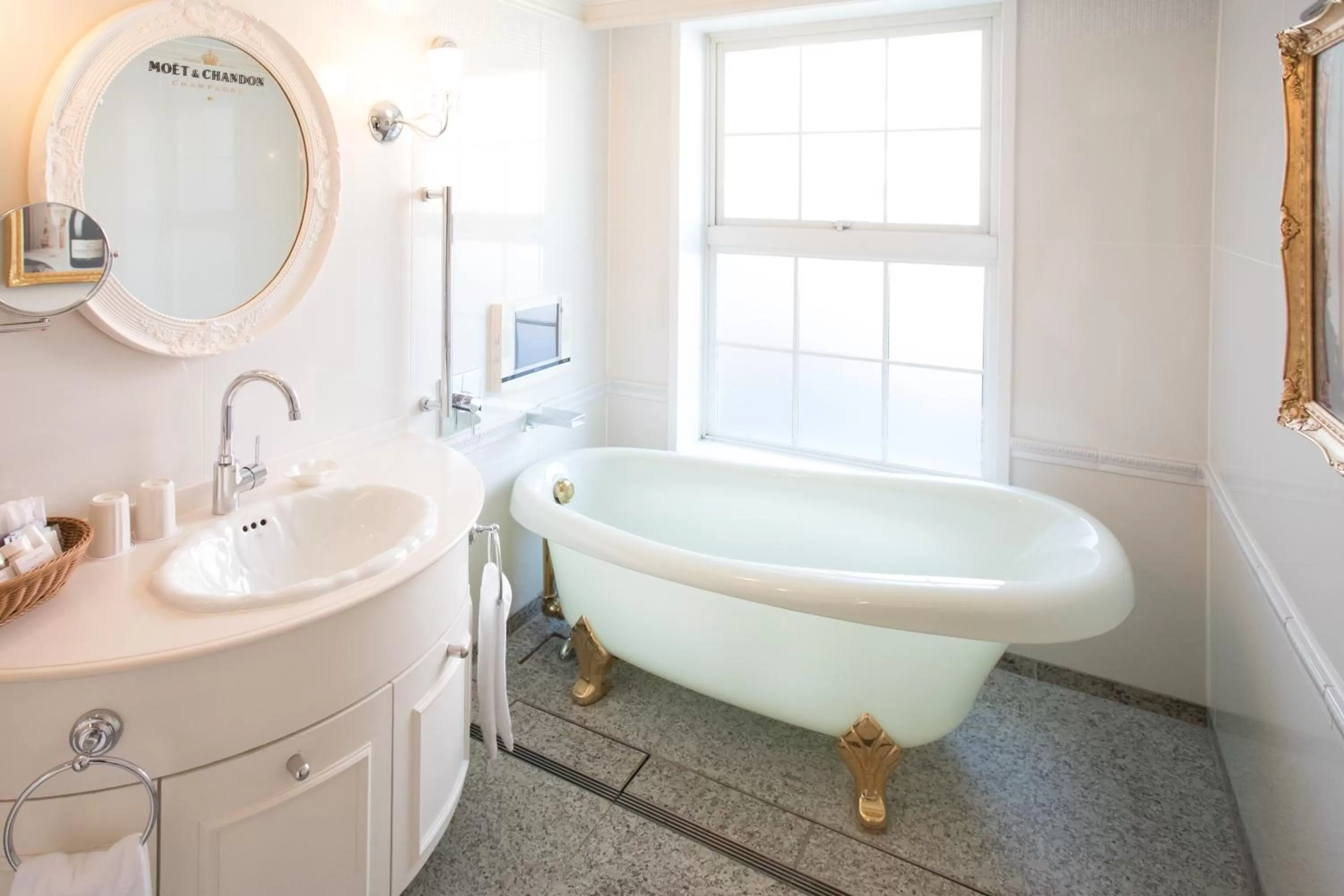 Bathroom in Kobe Kitano Hotel