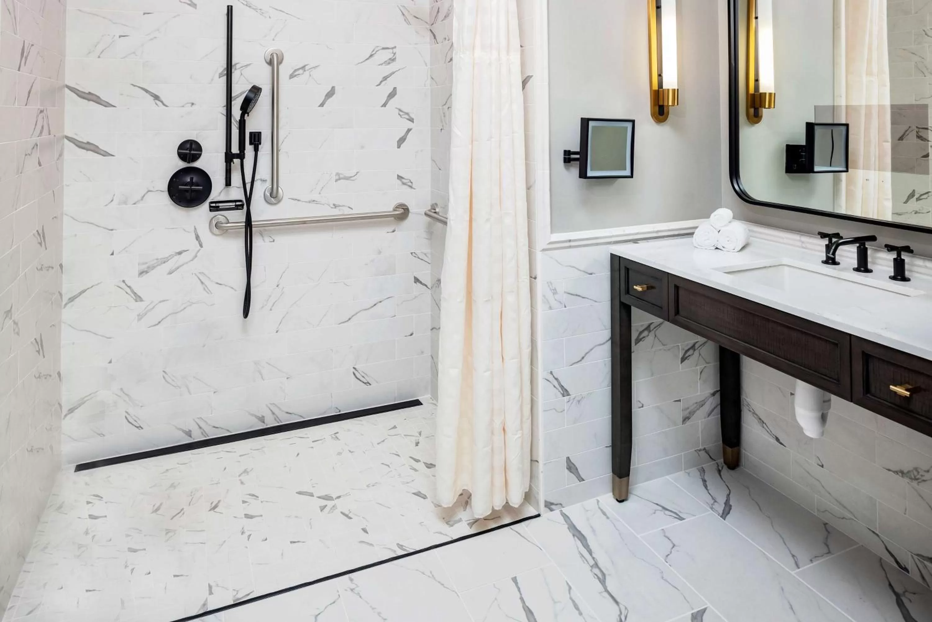 Shower in Hilton Club Liberty Place Charleston