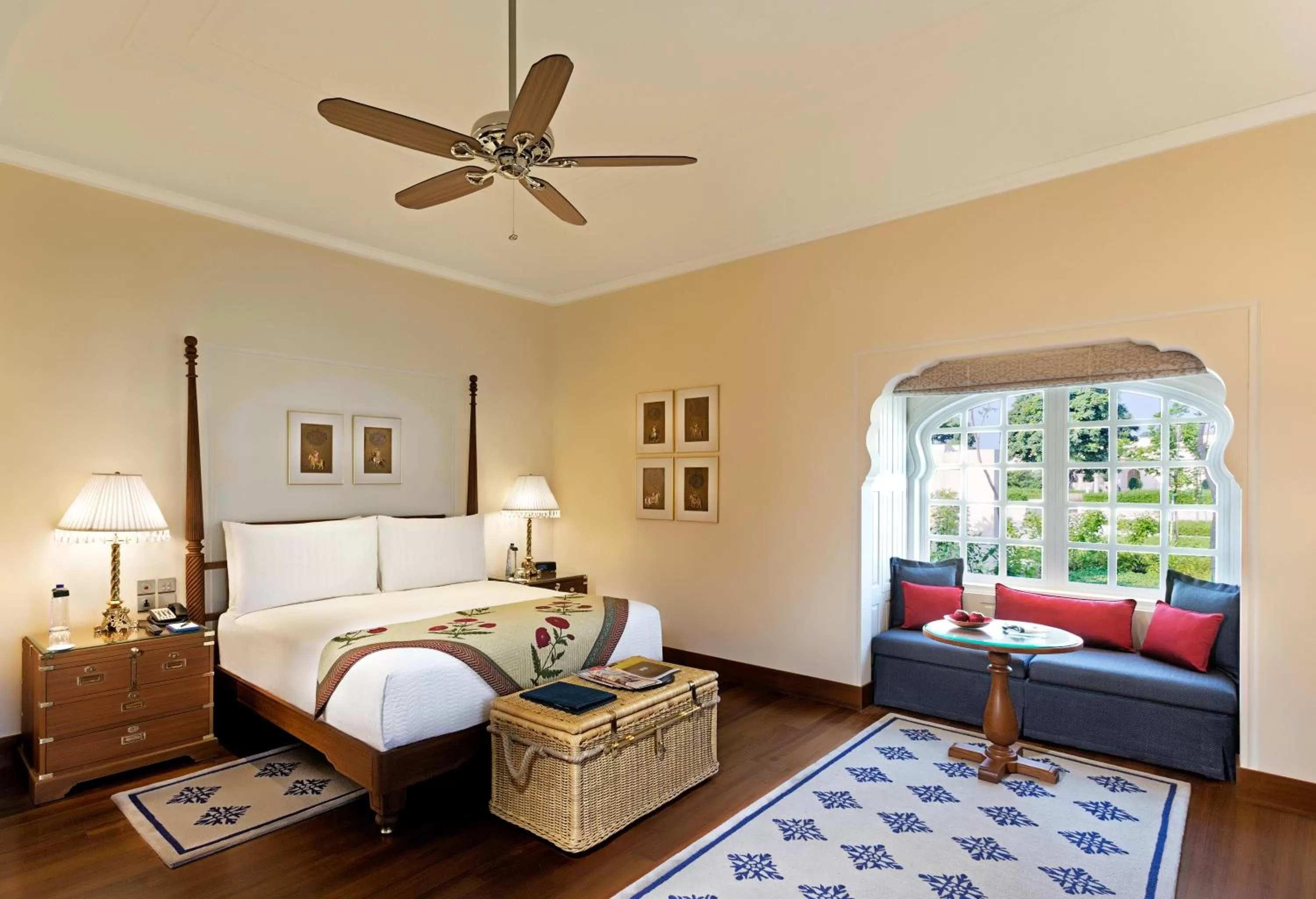 Photo of the whole room, Bed in The Oberoi Sukhvilas Spa Resort, New Chandigarh