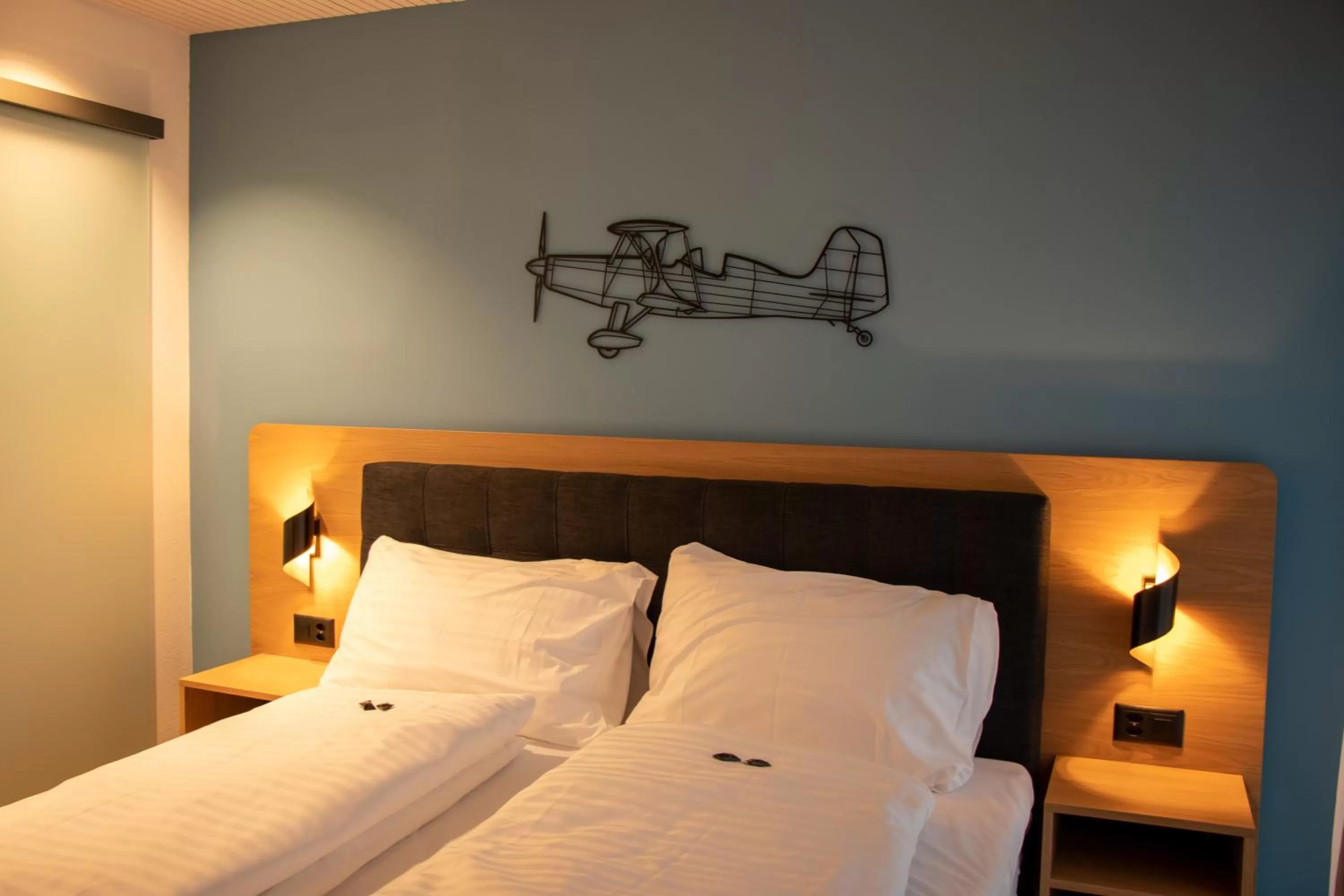 Photo of the whole room, Bed in AMANTE Hotel