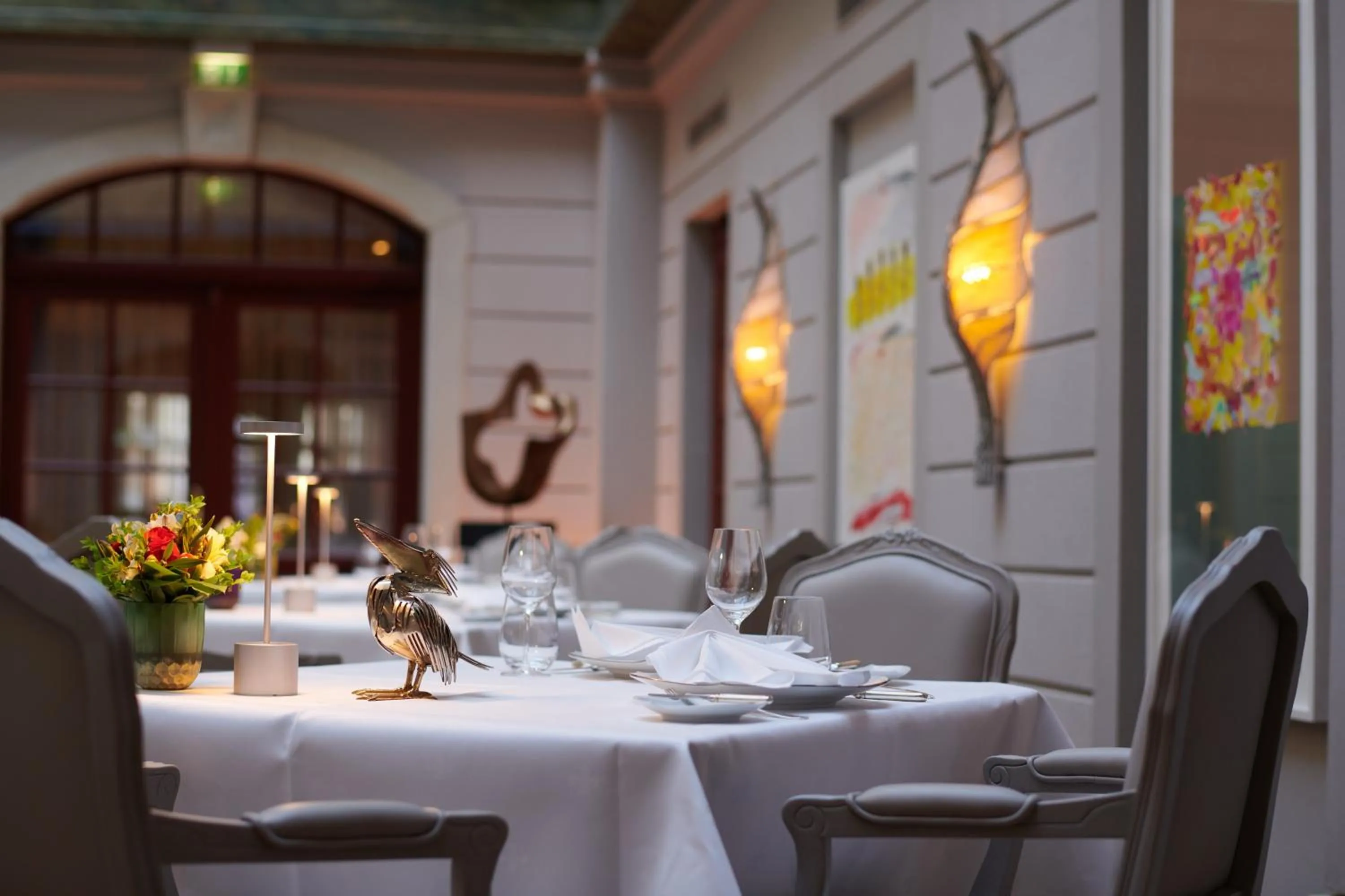 Restaurant/places to eat in Relais & Châteaux Bülow Palais