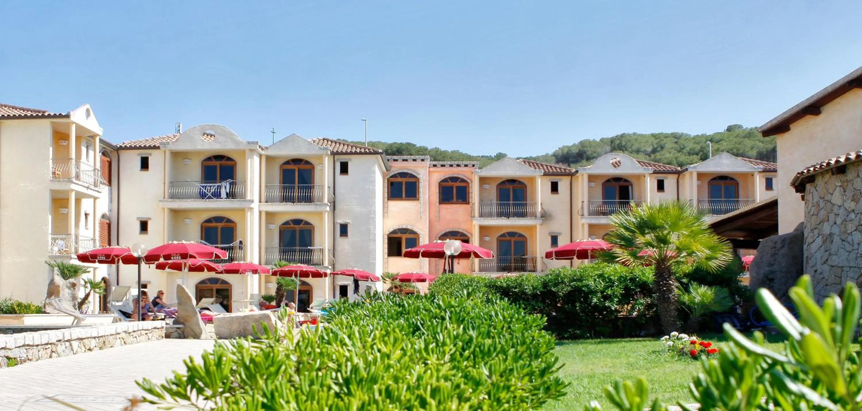 Facade/entrance in Club Esse Posada