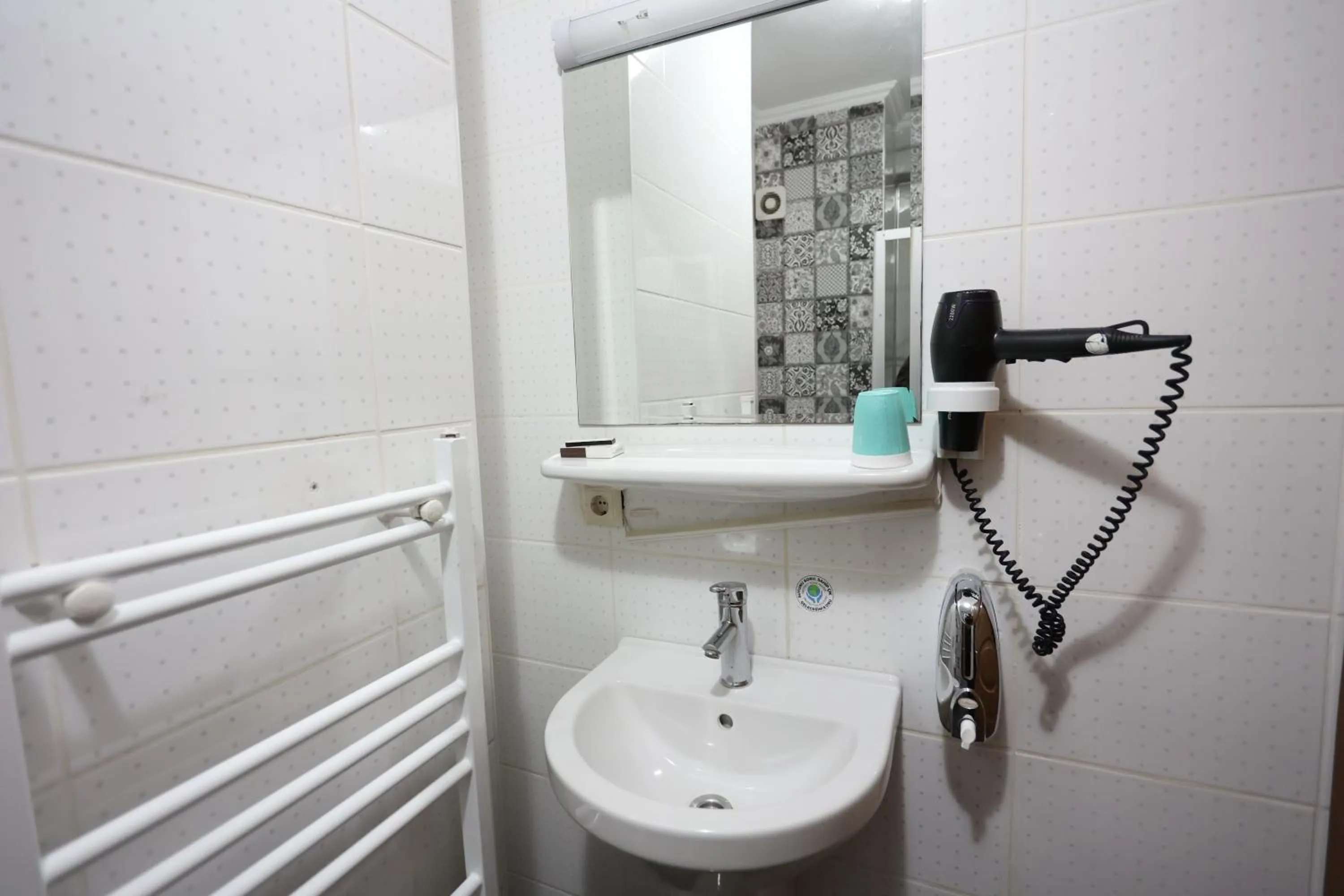 Bathroom in Arven Hotel