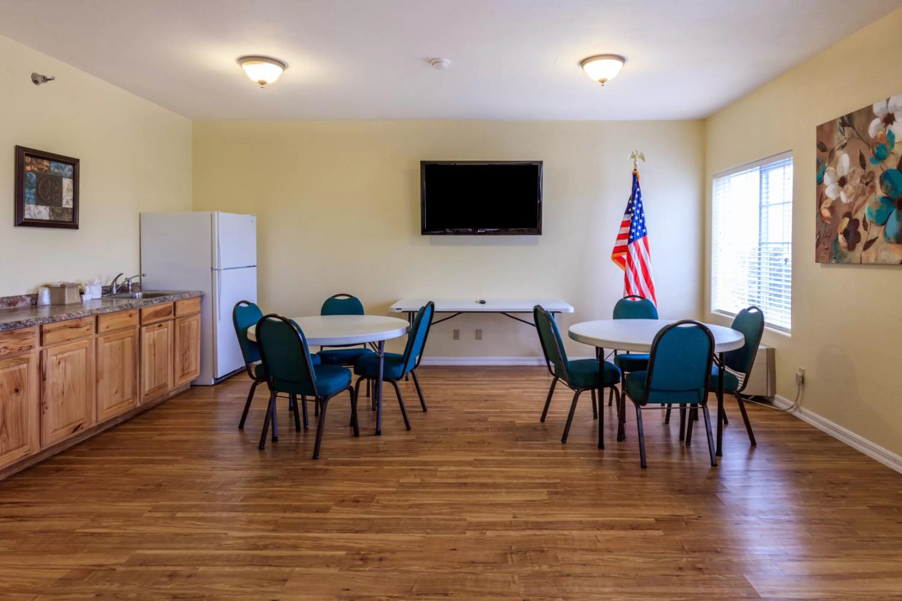 Restaurant/places to eat in Branson Towers Hotel