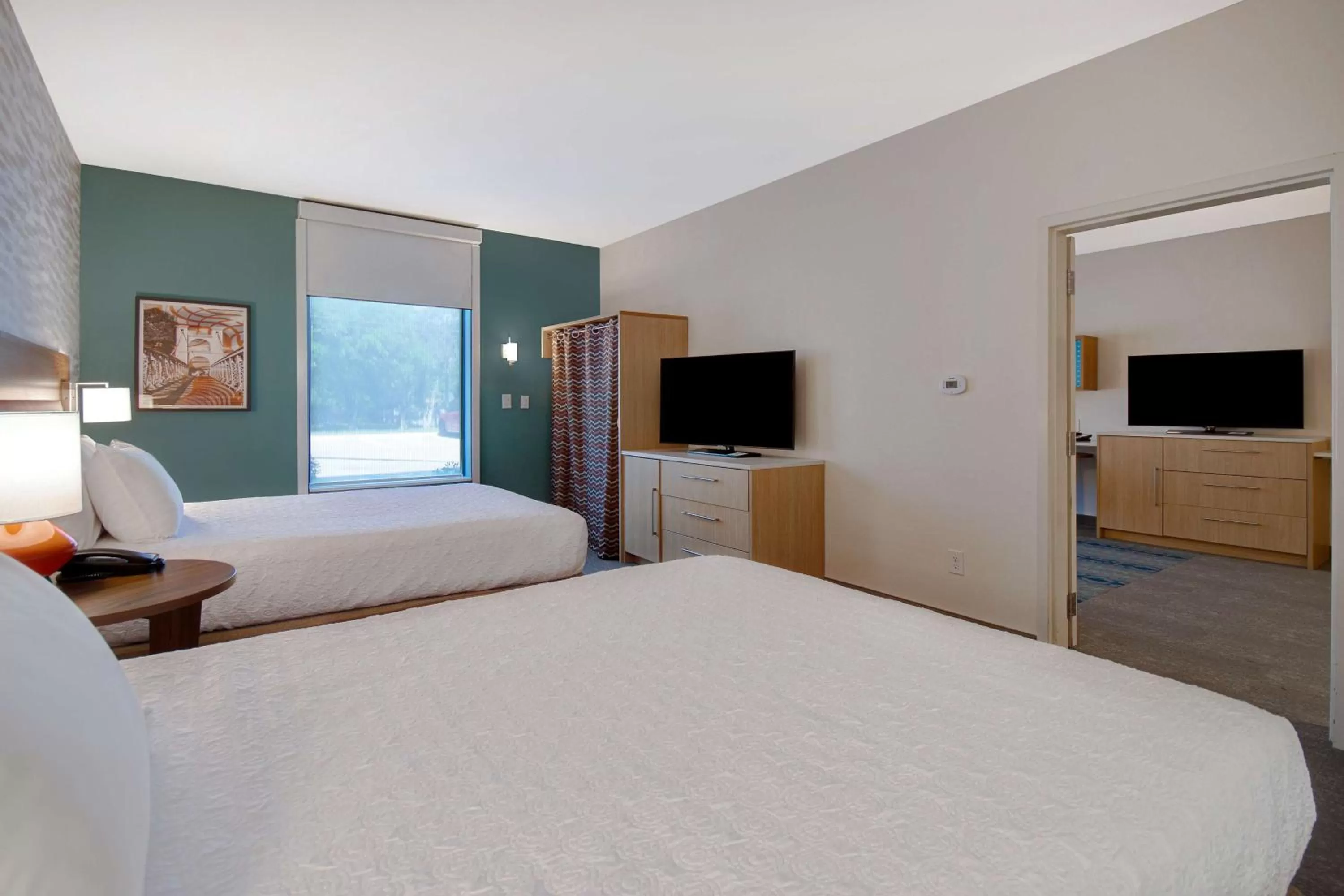 Bed in Home2 Suites By Hilton Waco