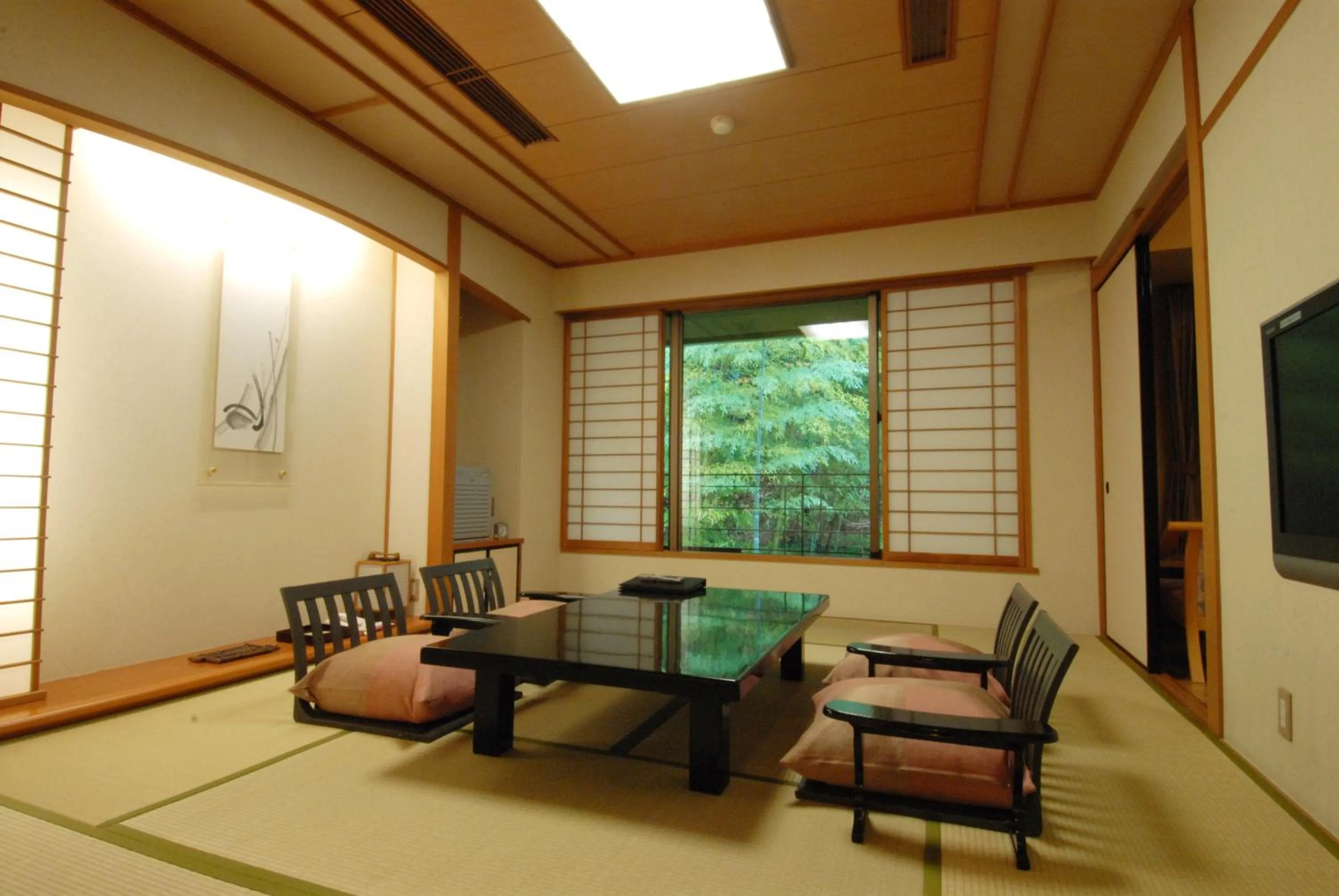 Photo of the whole room in Arima Onsen Taketoritei Maruyama