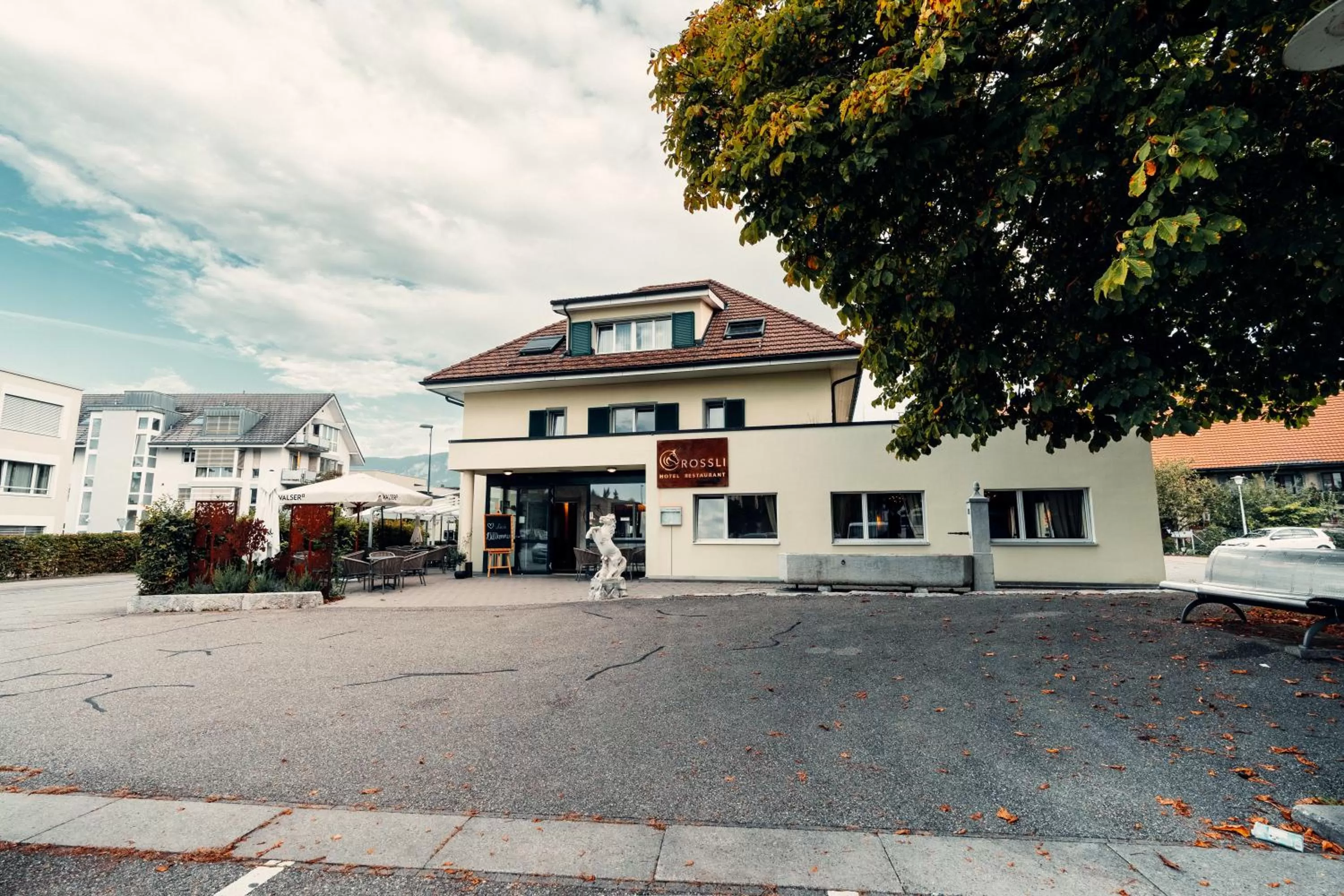 Property building in Hotel Rössli Luterbach