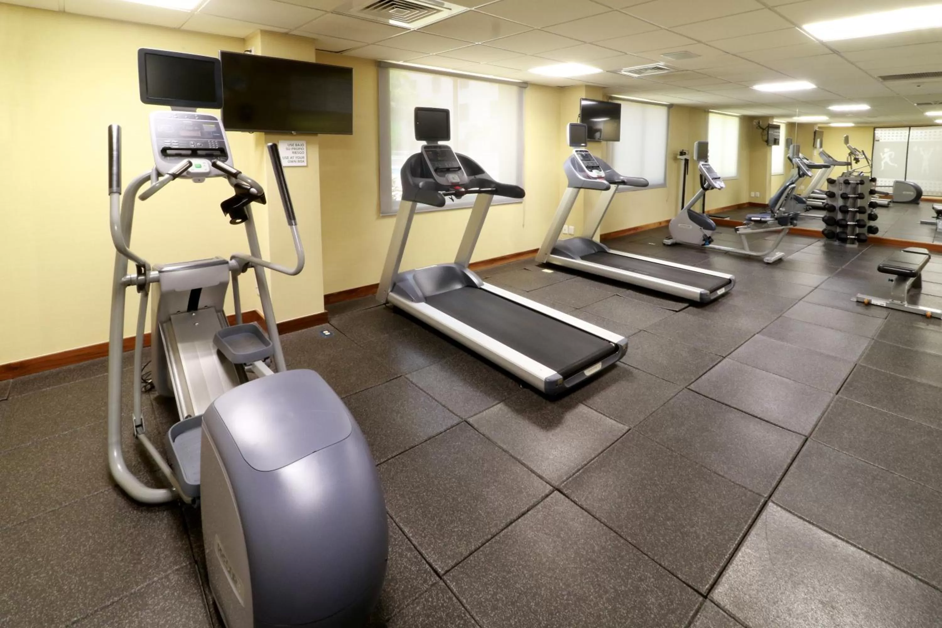 Fitness centre/facilities in Holiday Inn Tampico-Altamira by IHG