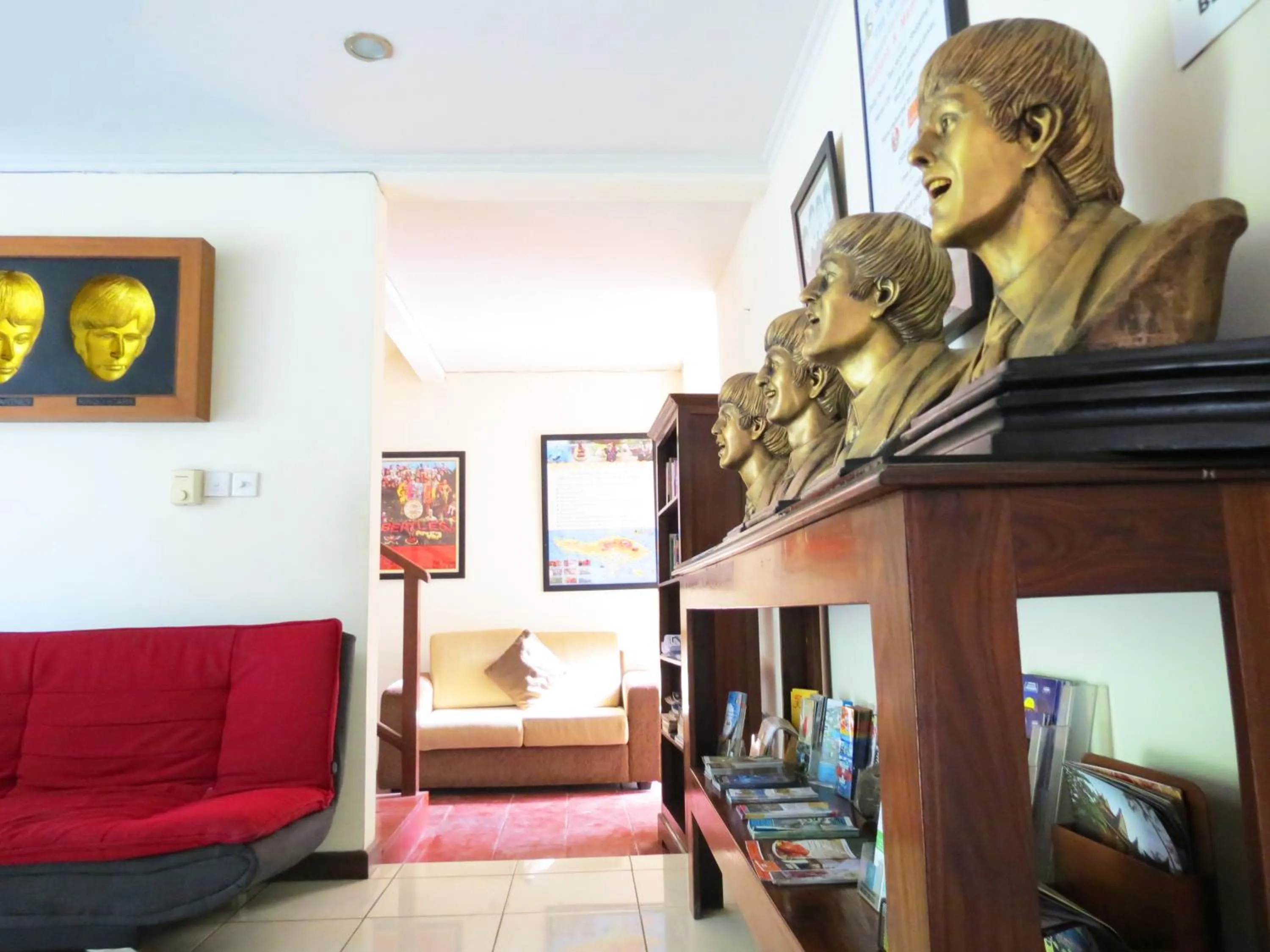 Lobby or reception in Sekuta Condo Suites