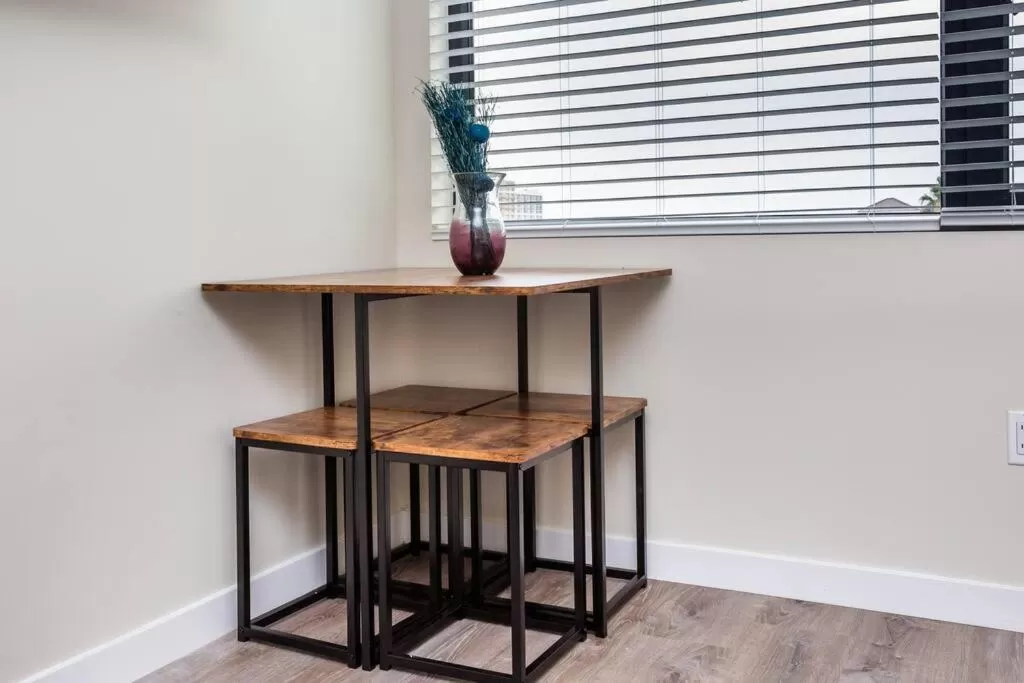 Modern, Luxurious and Prime location All in One