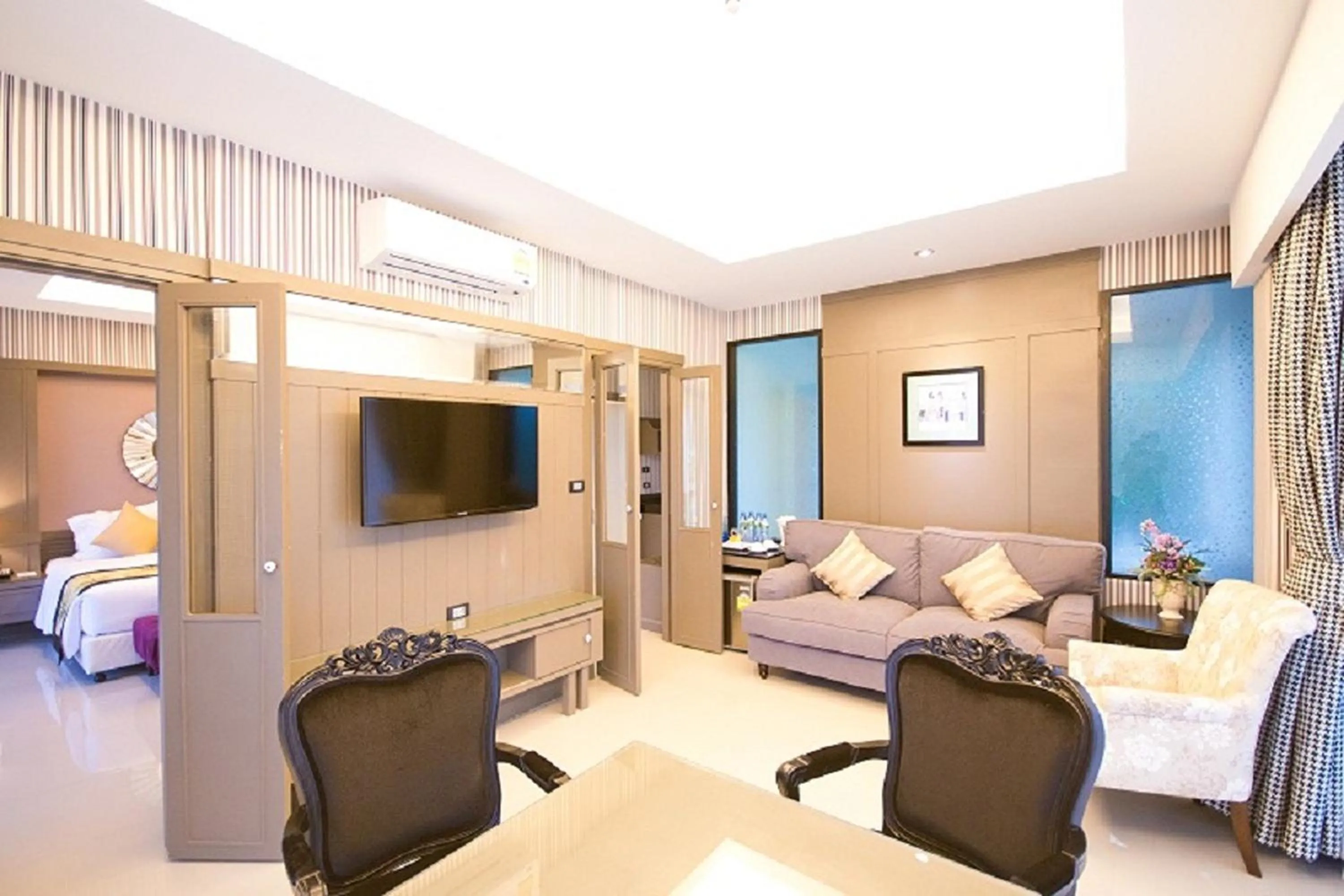 TV and multimedia in The Par Phuket SHA Plus