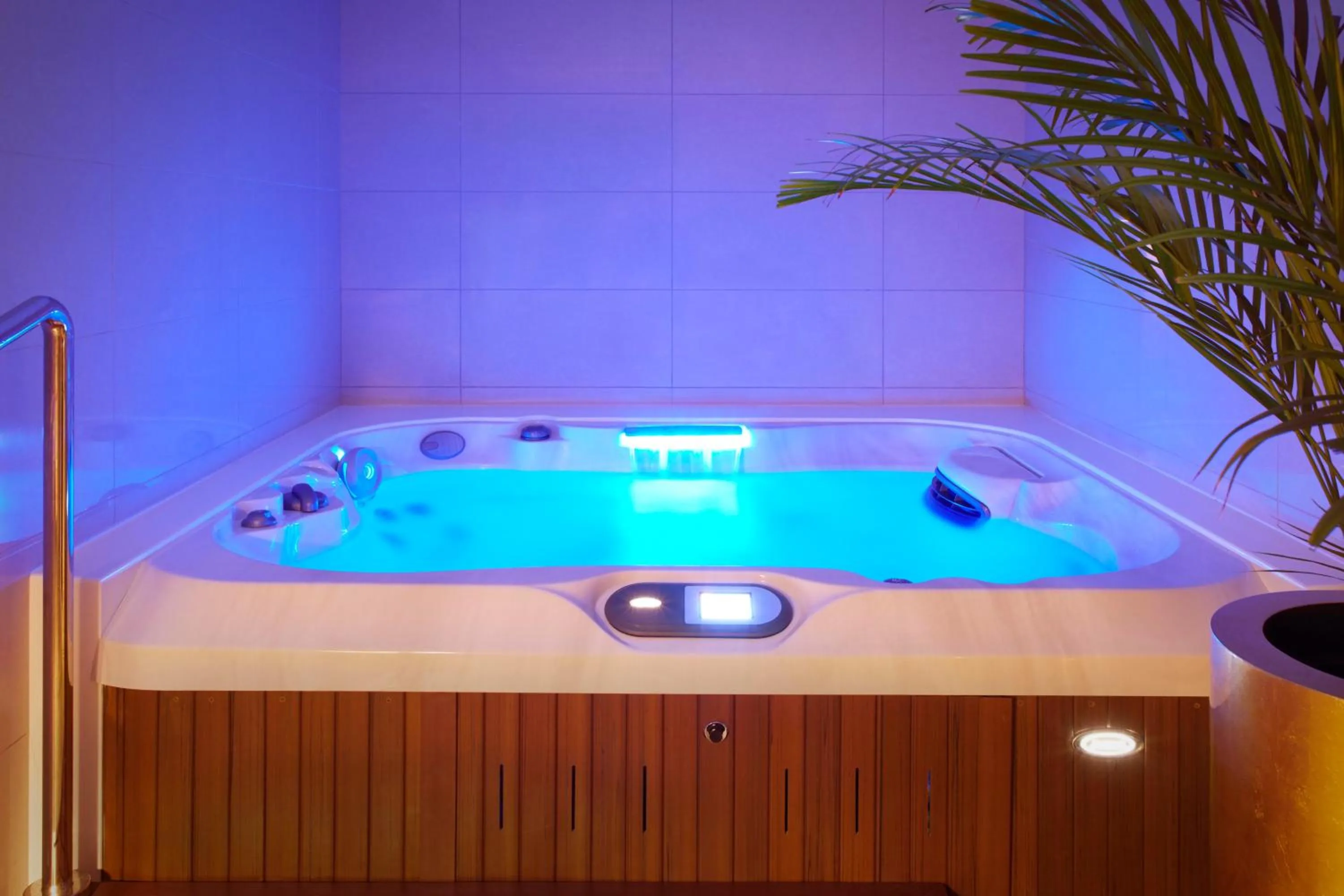 Spa and wellness centre/facilities in Royal Tulip Muscat