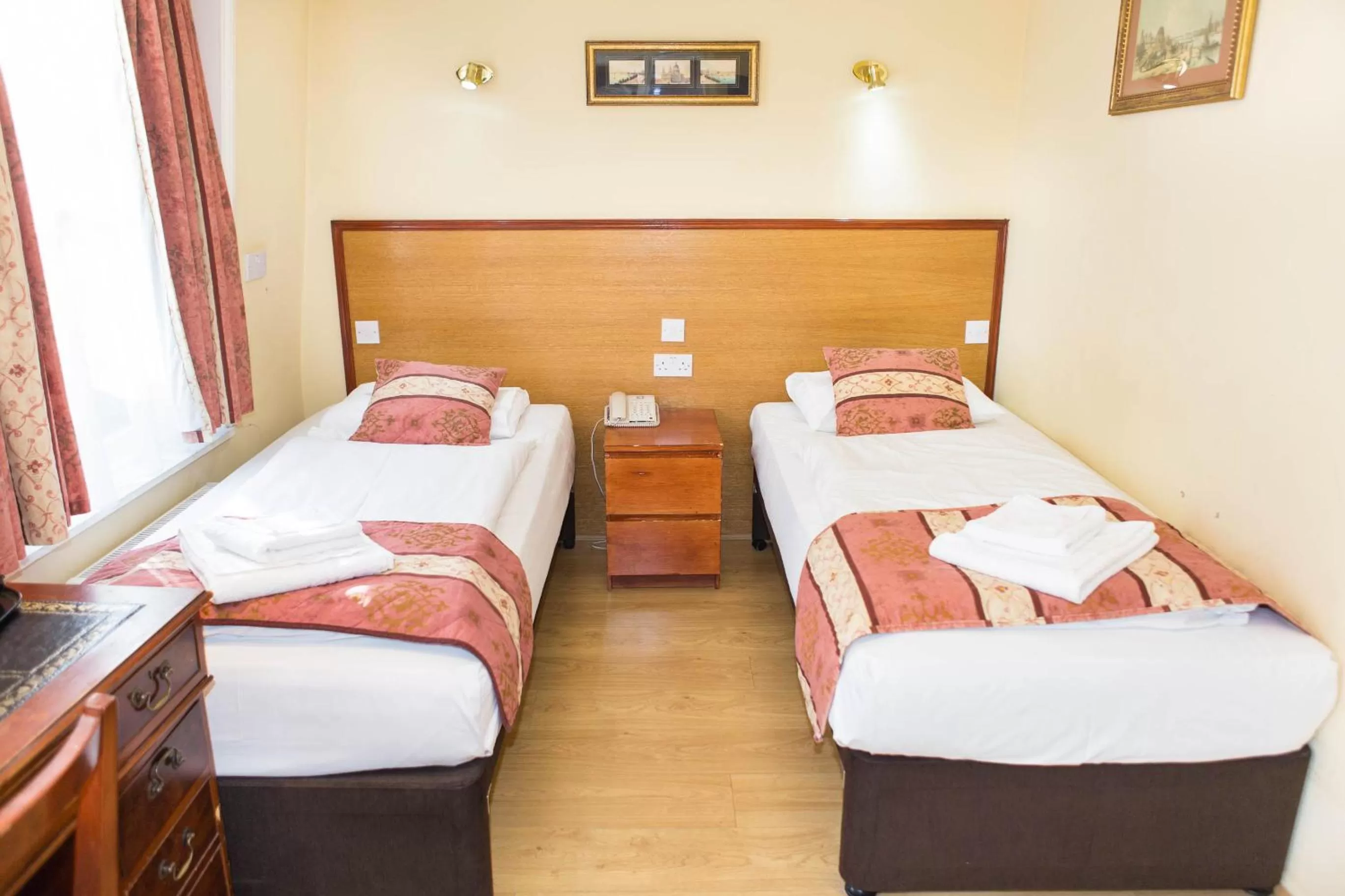 Bed in Shakespeare Hotel