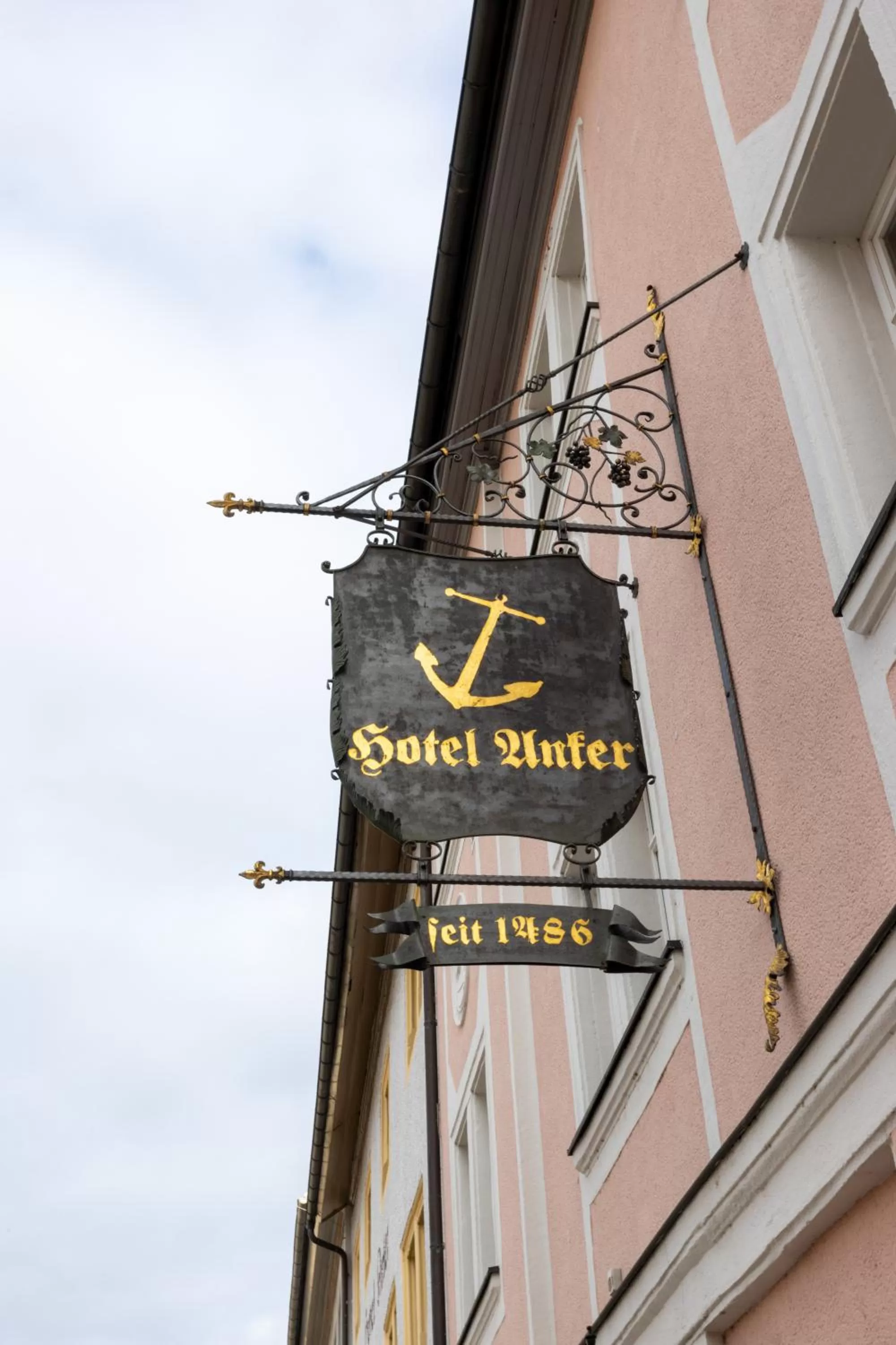 Property building in Hotel Anker